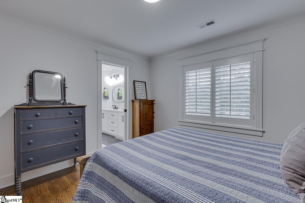 8 Angelo Court Greenville, SC 29607