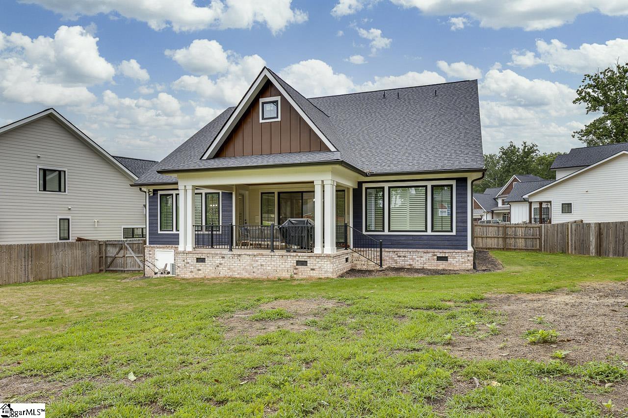 8 Angelo Court Greenville, SC 29607