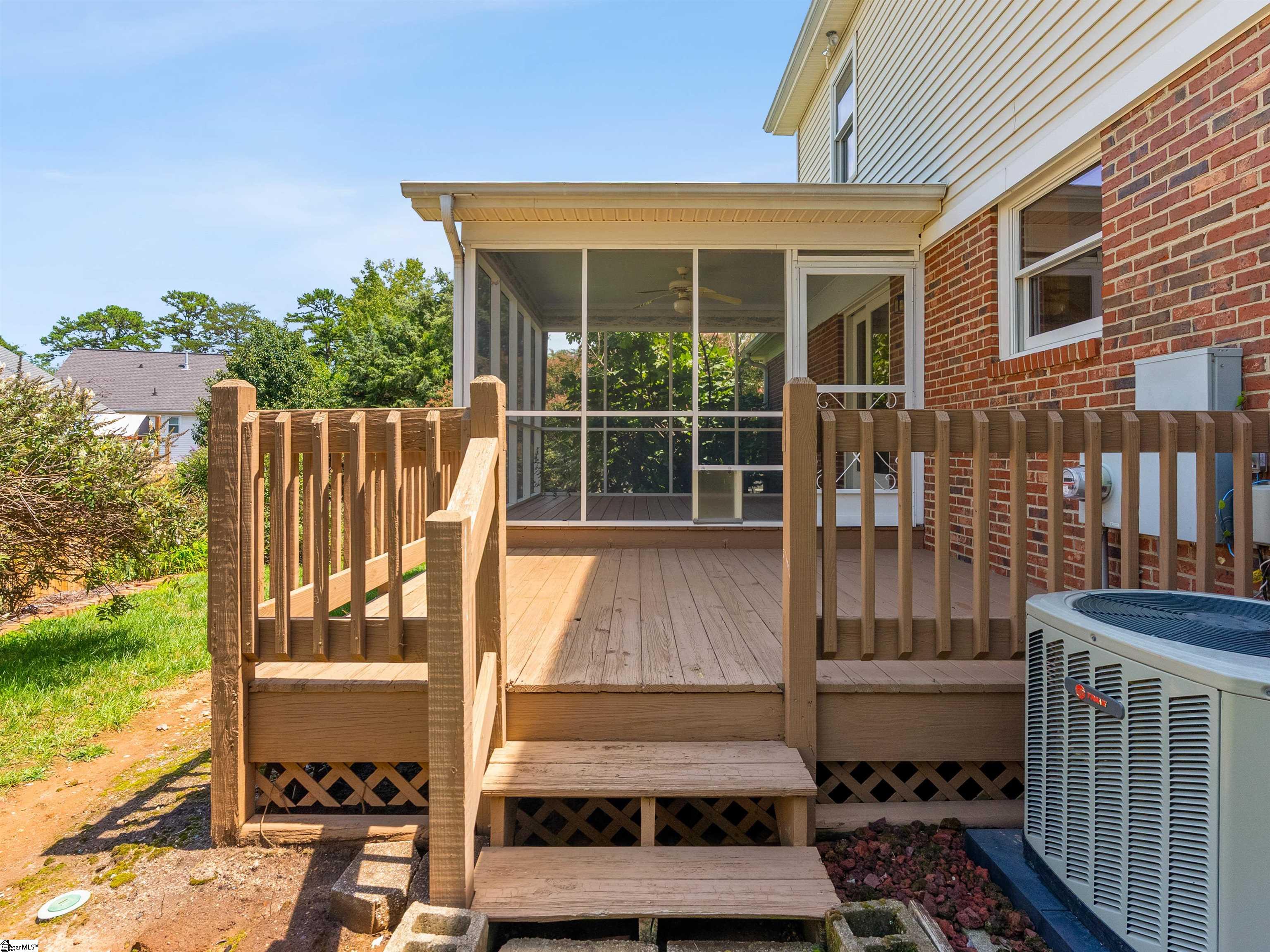 621 Oak Pointe Court Greenville, SC 29615