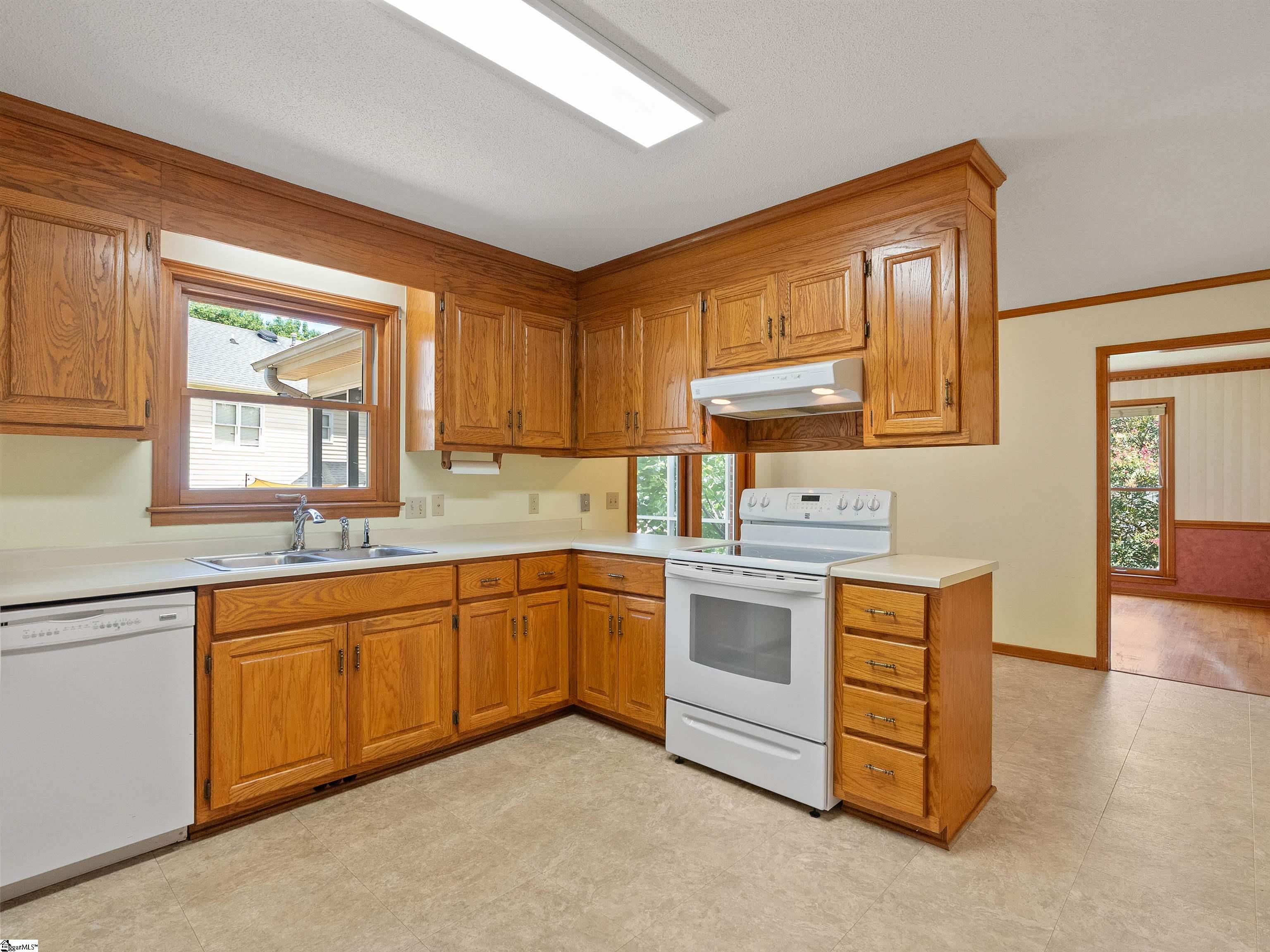 621 Oak Pointe Court Greenville, SC 29615