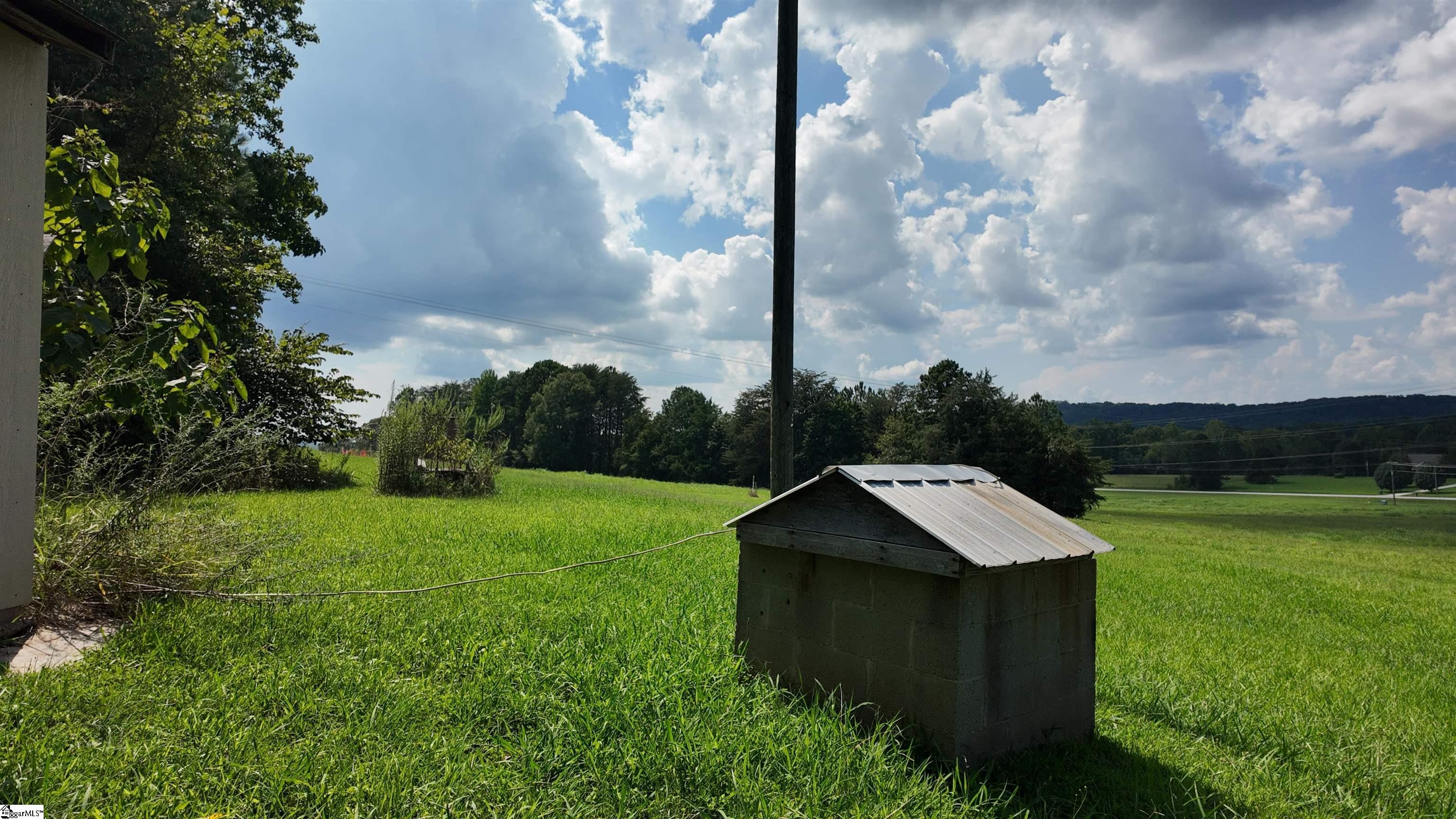 335 Eds Road Blacksburg, SC 29702-839