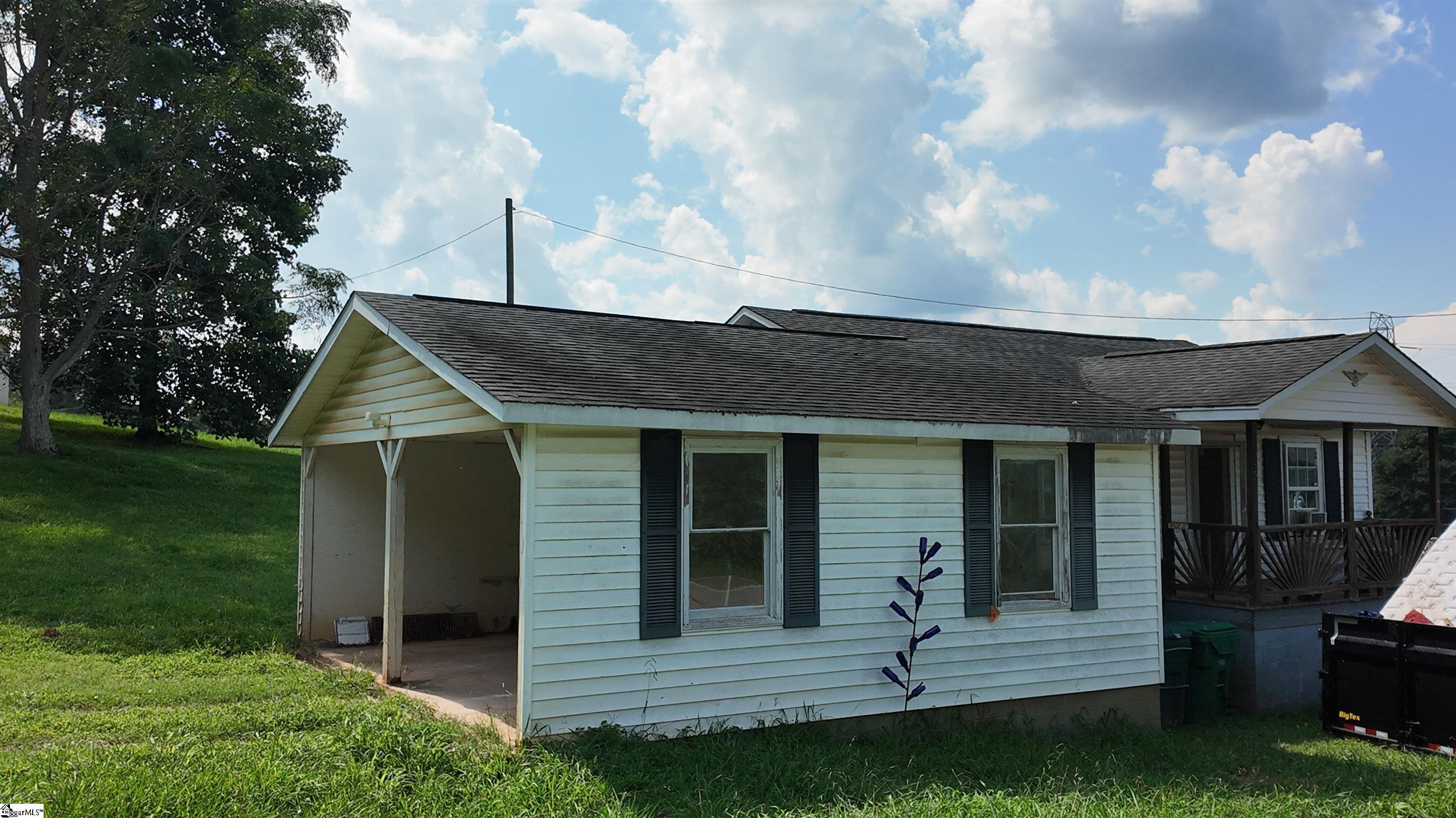 335 Eds Road Blacksburg, SC 29702-839