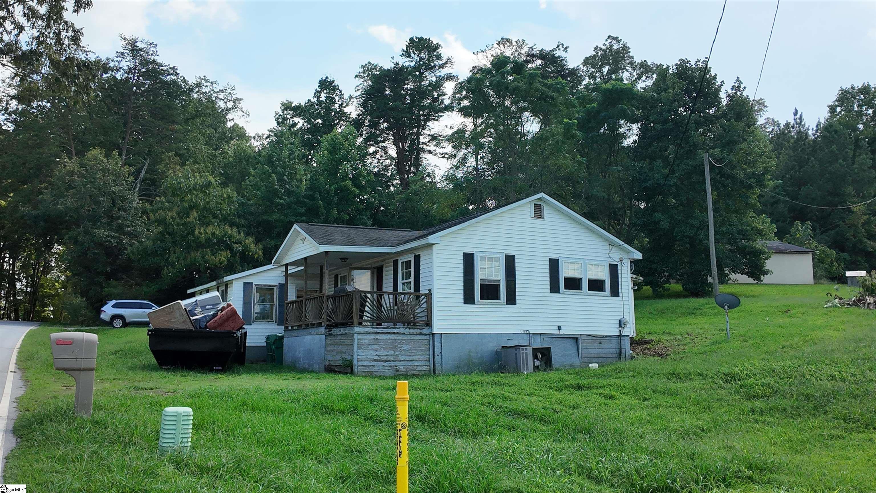 335 Eds Road Blacksburg, SC 29702-839