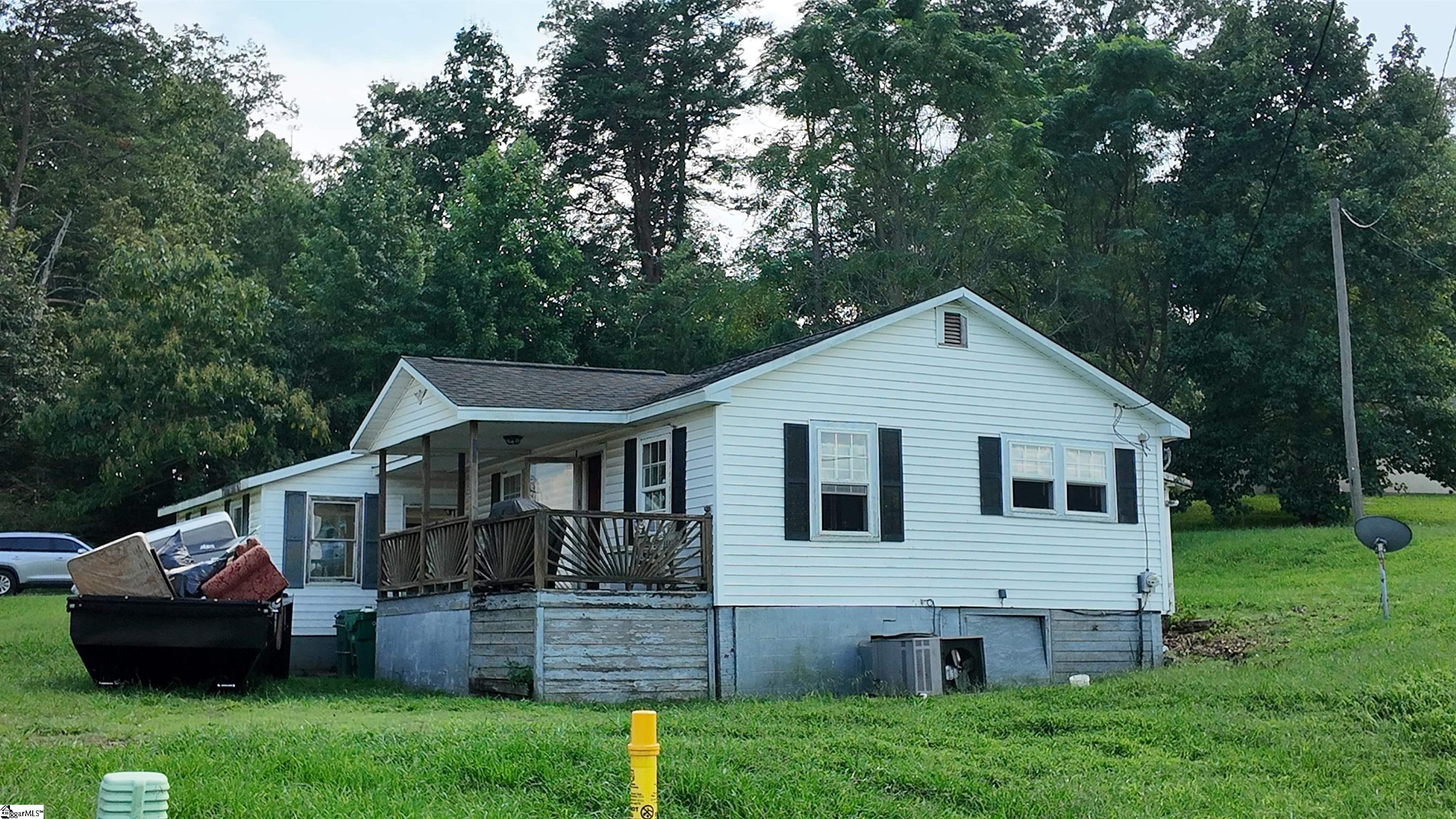 335 Eds Road Blacksburg, SC 29702-839
