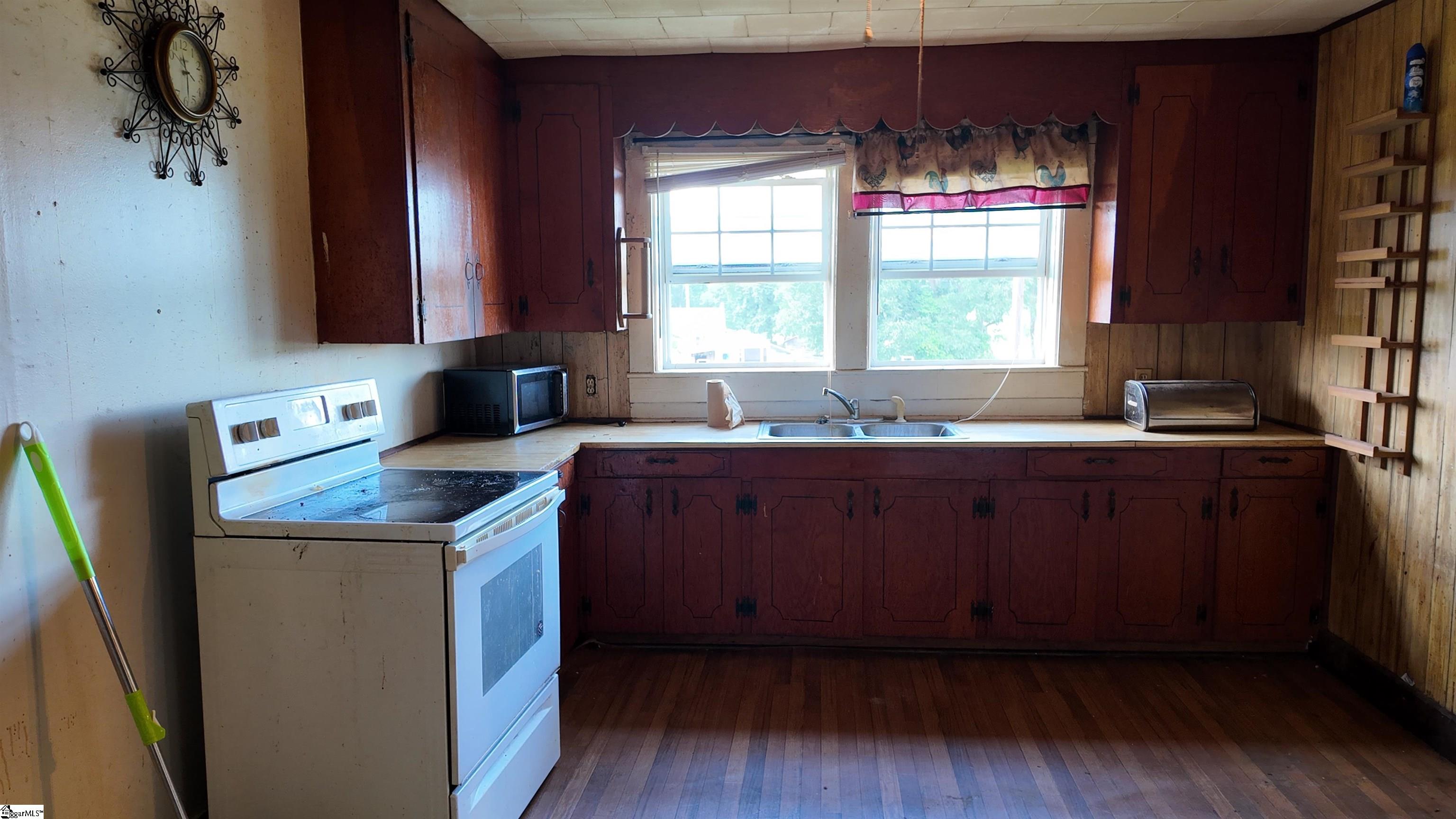 335 Eds Road Blacksburg, SC 29702-839