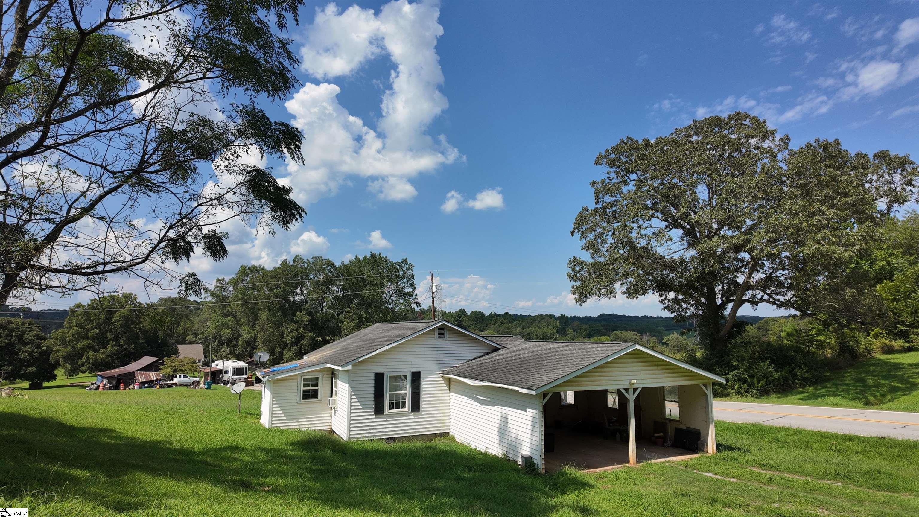 335 Eds Road Blacksburg, SC 29702-839