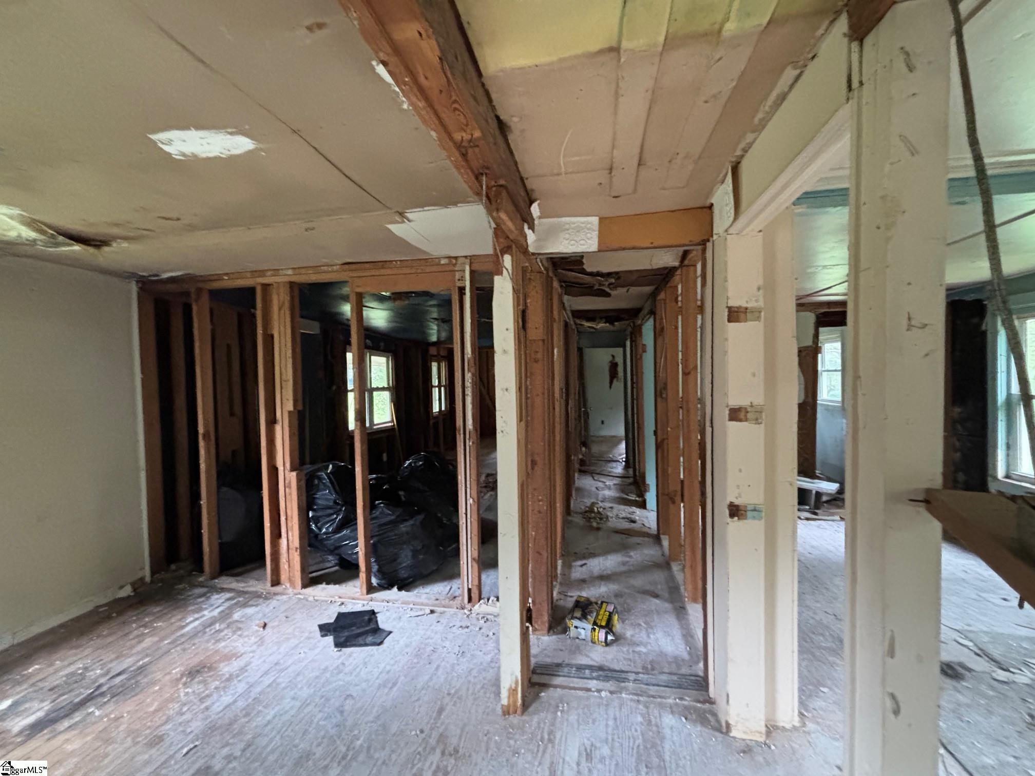 5473 Highway 71 Abbeville, SC 29620