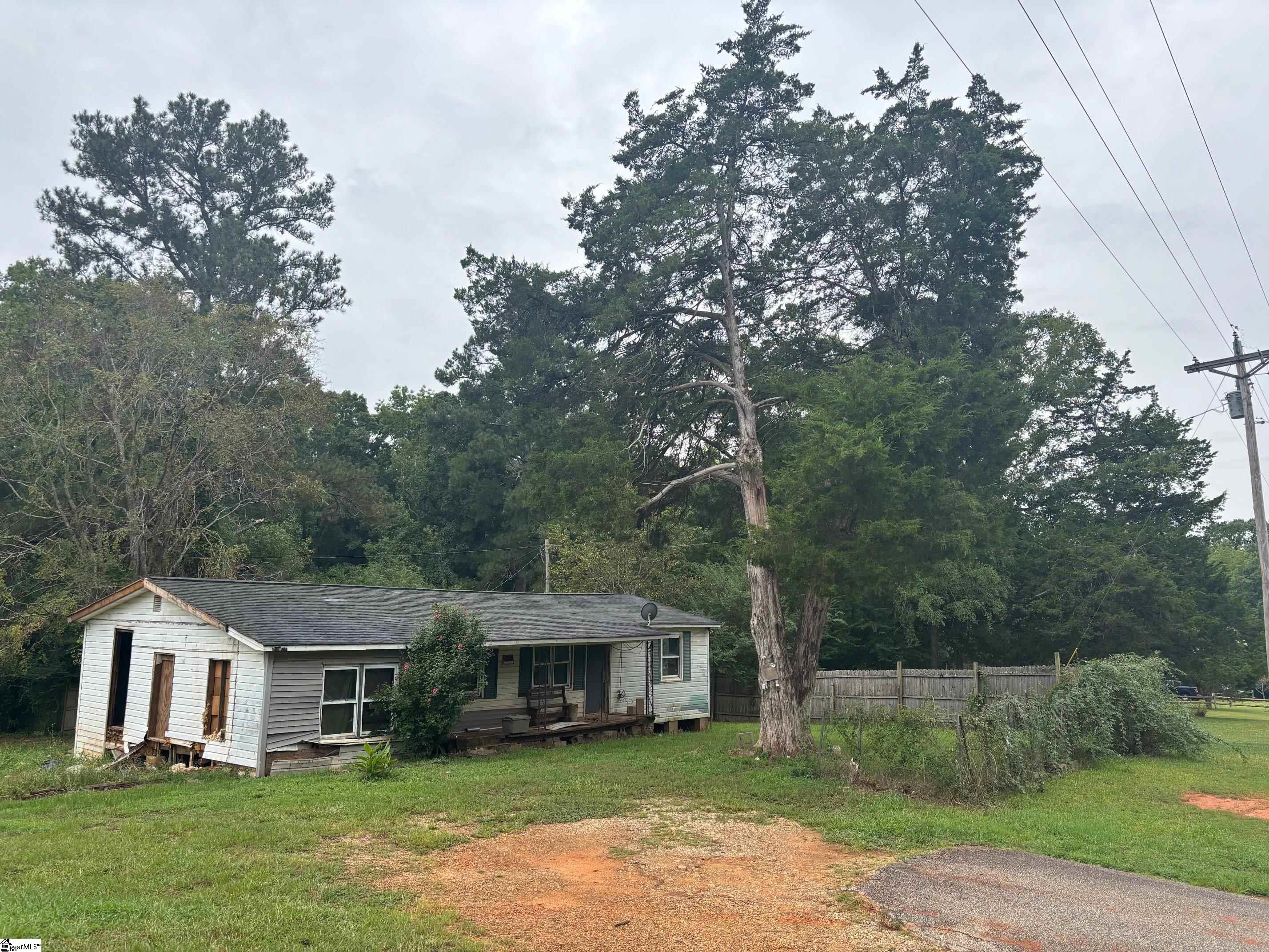 5473 Highway 71 Abbeville, SC 29620