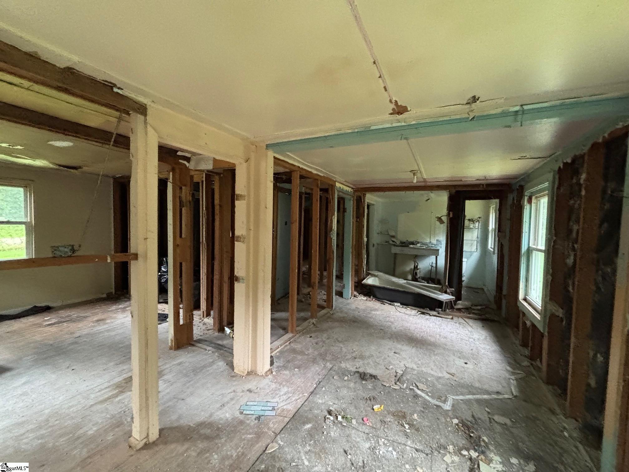 5473 Highway 71 Abbeville, SC 29620
