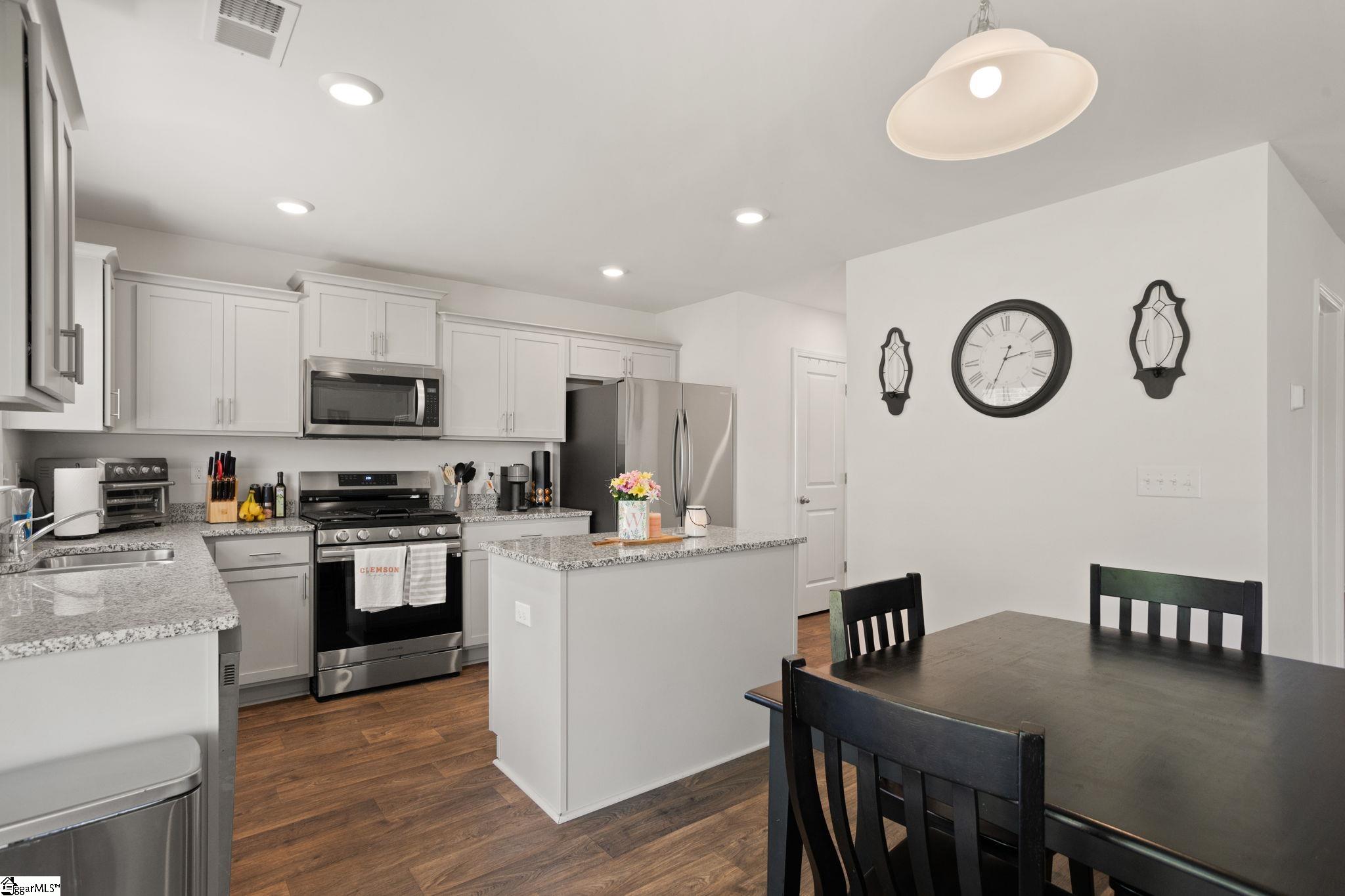 204 Hillendale Way Pelzer, SC 29669