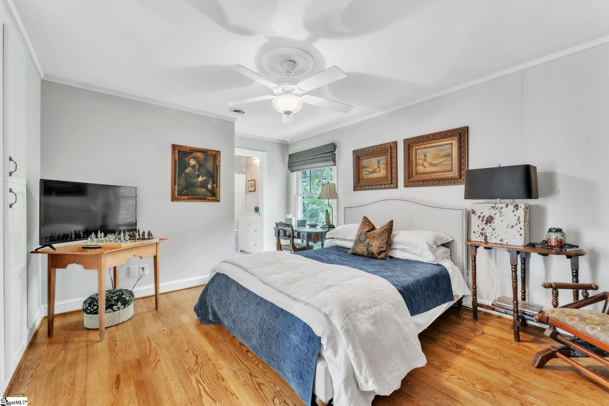 100 Woodhaven Drive Greenville, SC 29609