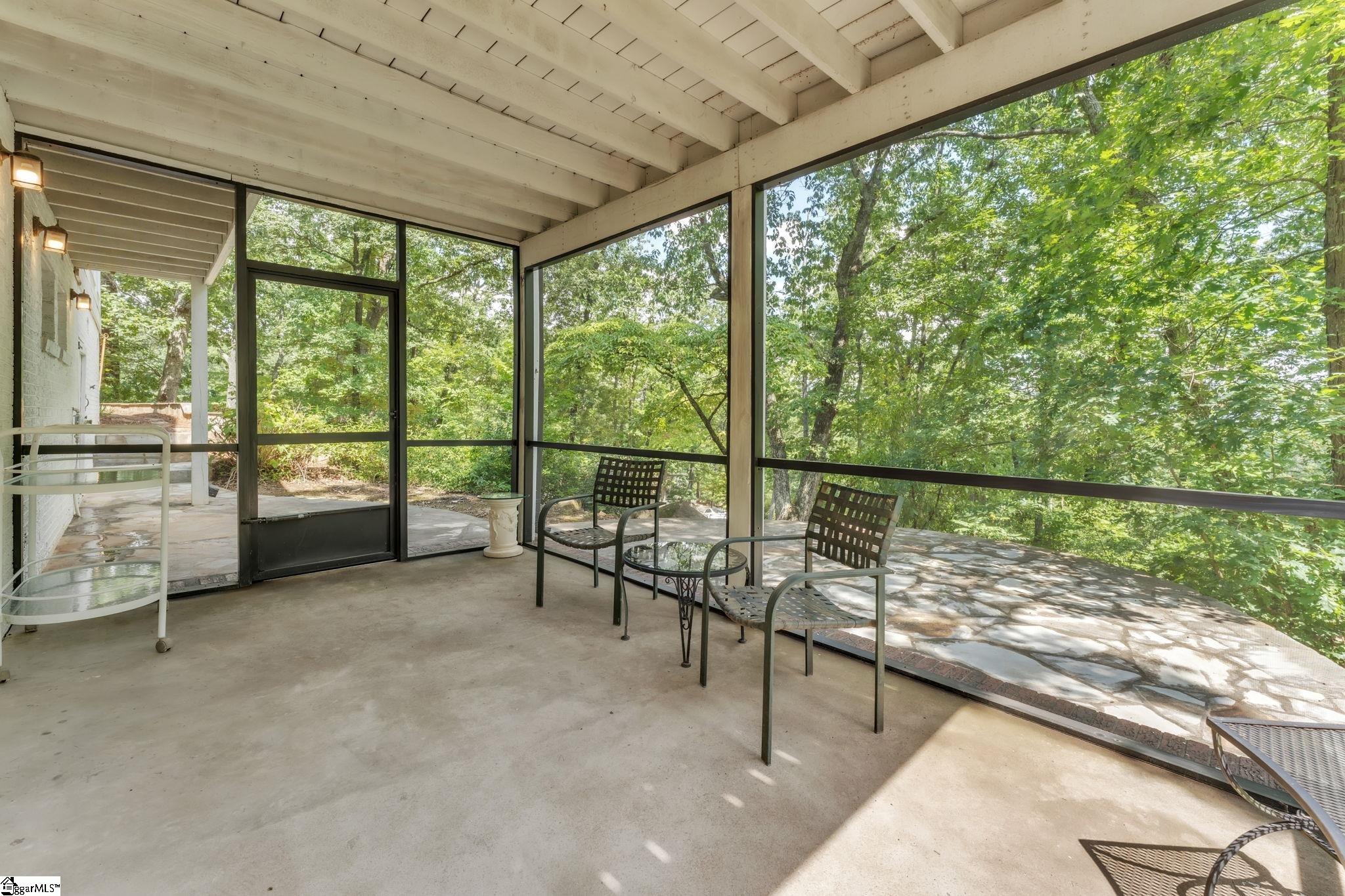 100 Woodhaven Drive Greenville, SC 29609