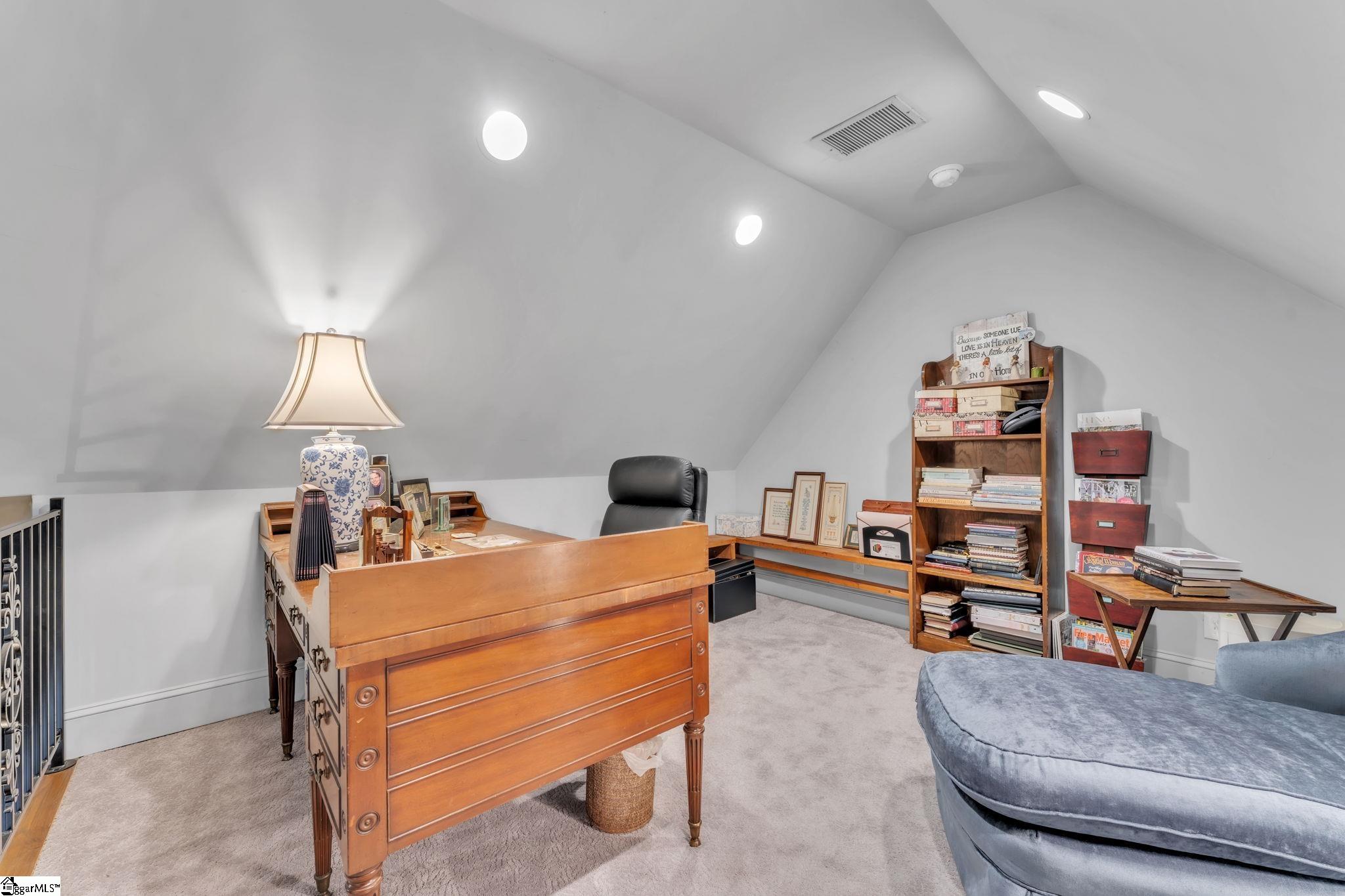 100 Woodhaven Drive Greenville, SC 29609