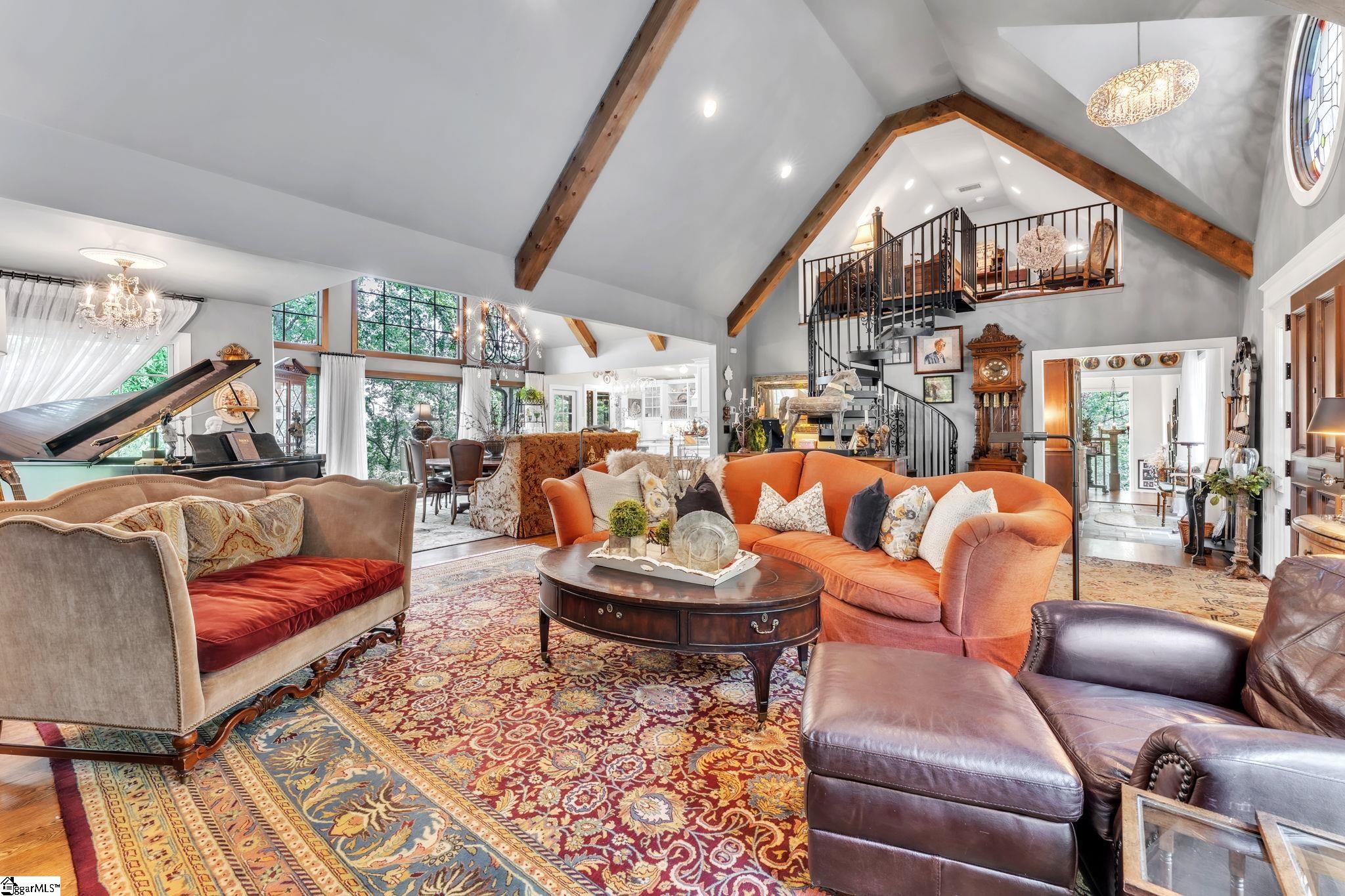 100 Woodhaven Drive Greenville, SC 29609