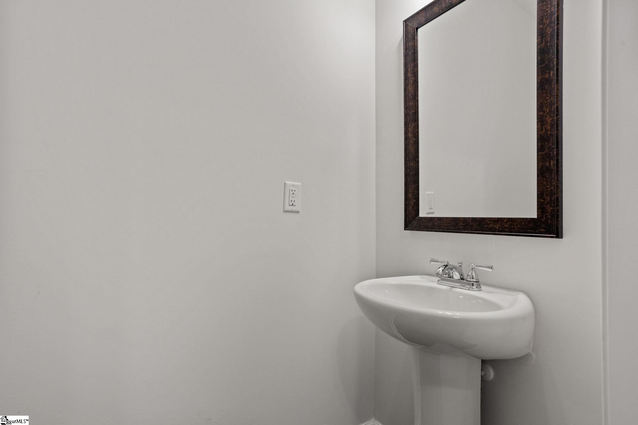 403 Hartland Place Simpsonville, SC 29680