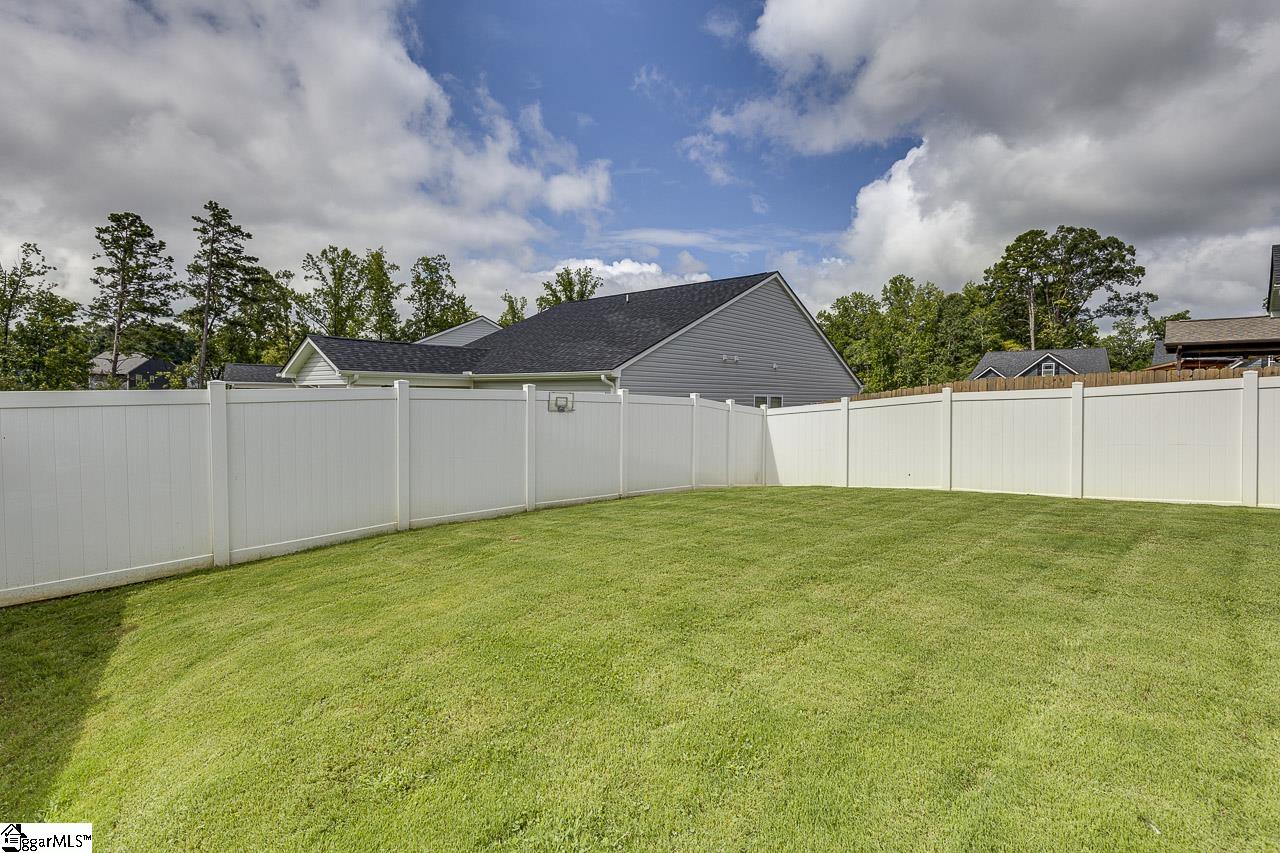 1343 Lindale Place Spartanburg, SC 29301