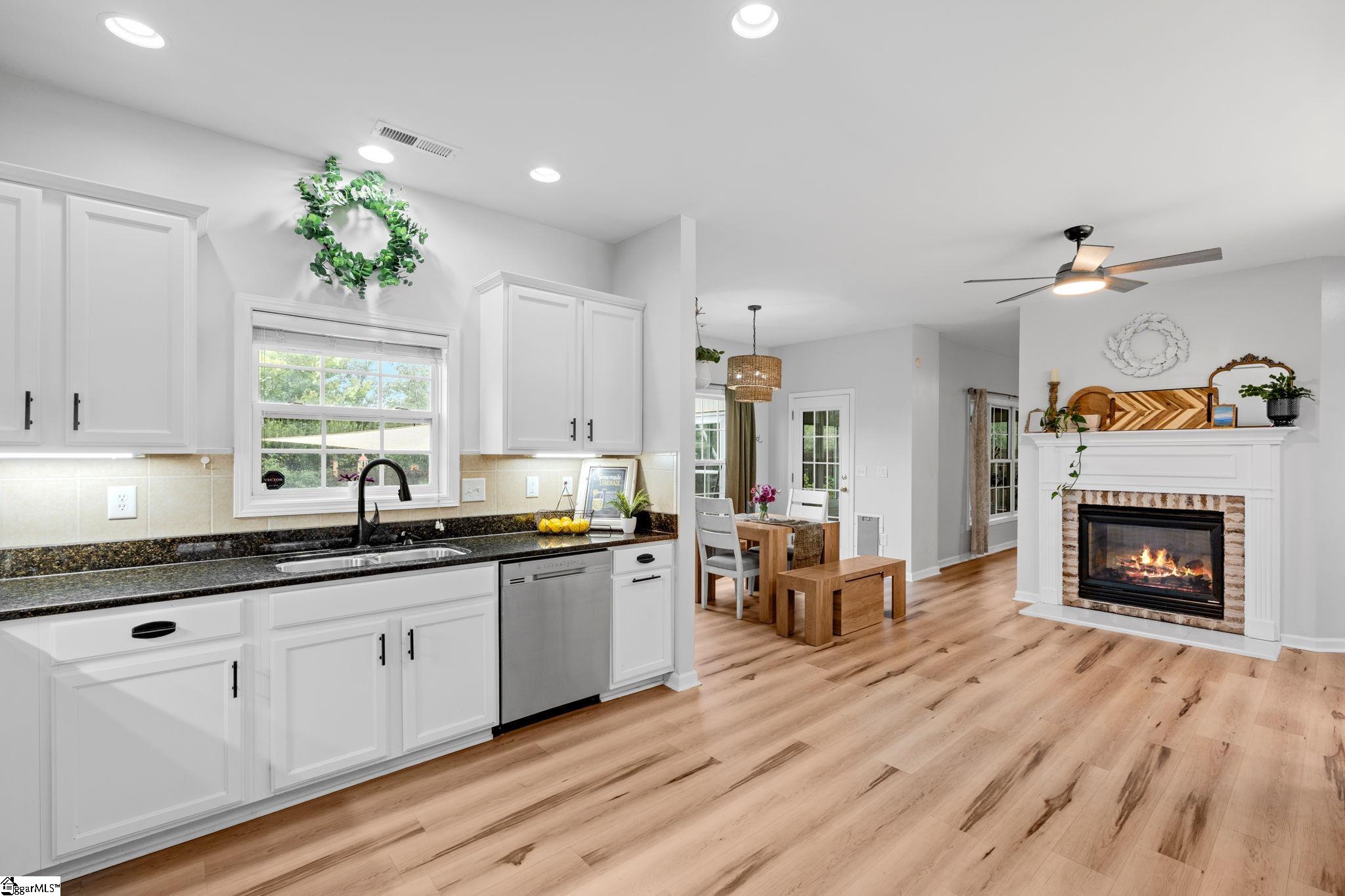7 Swenson Court Taylors, SC 29687