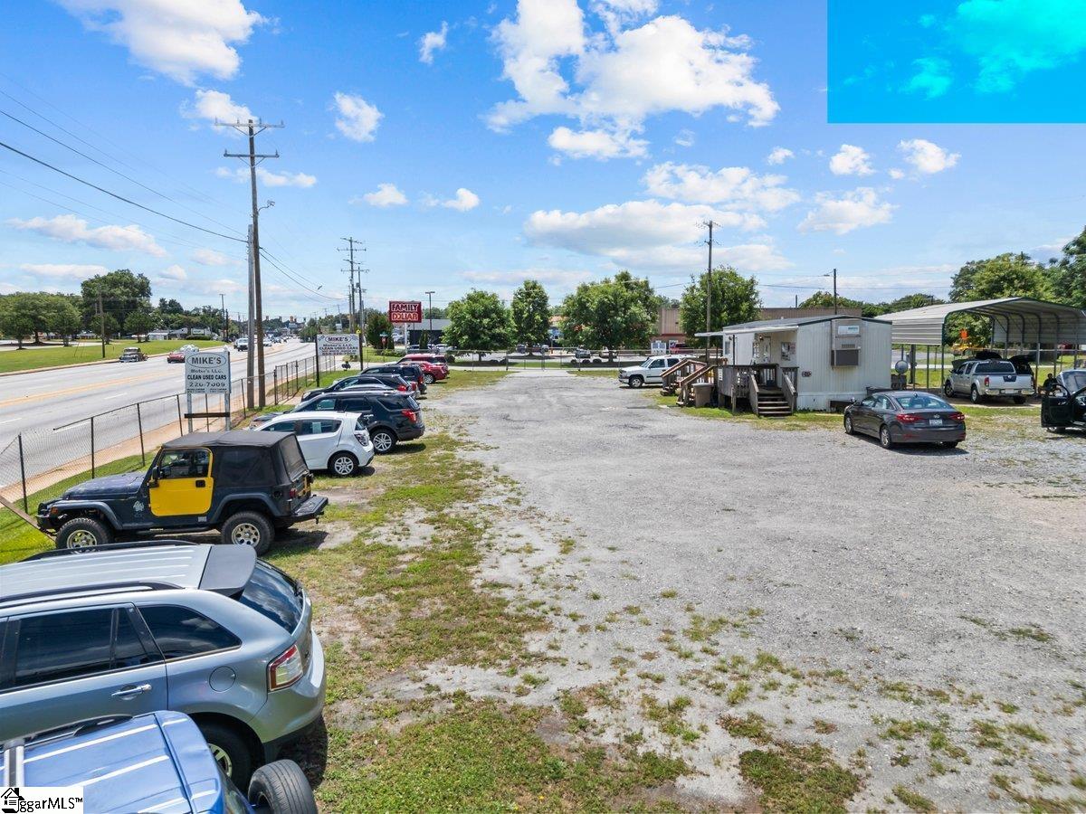 111 Bainbridge Drive Greenville, SC 29611