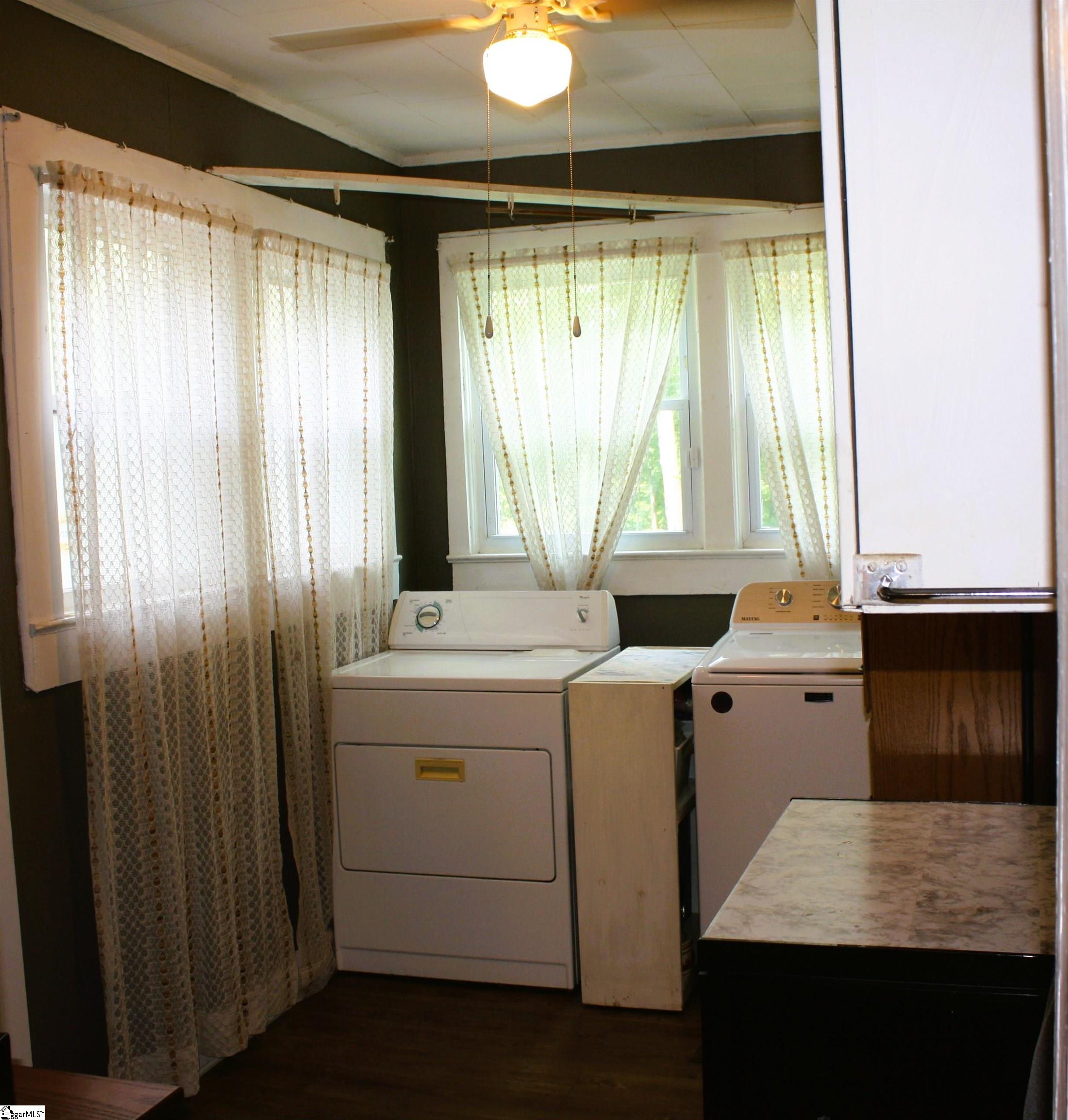 206 Clemson Street Laurens, SC 29360