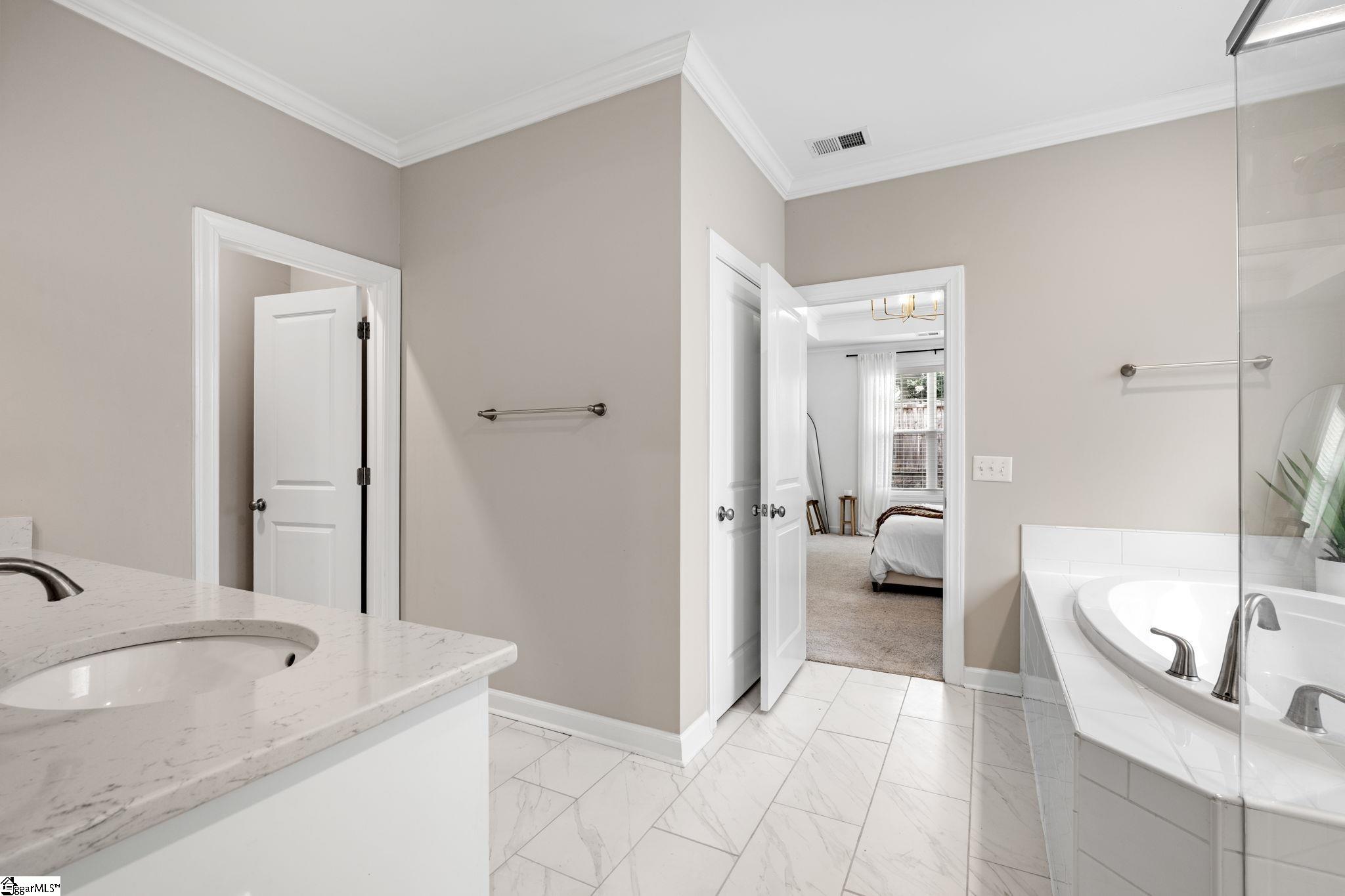 208 Arborwalk Court Simpsonville, SC 29681