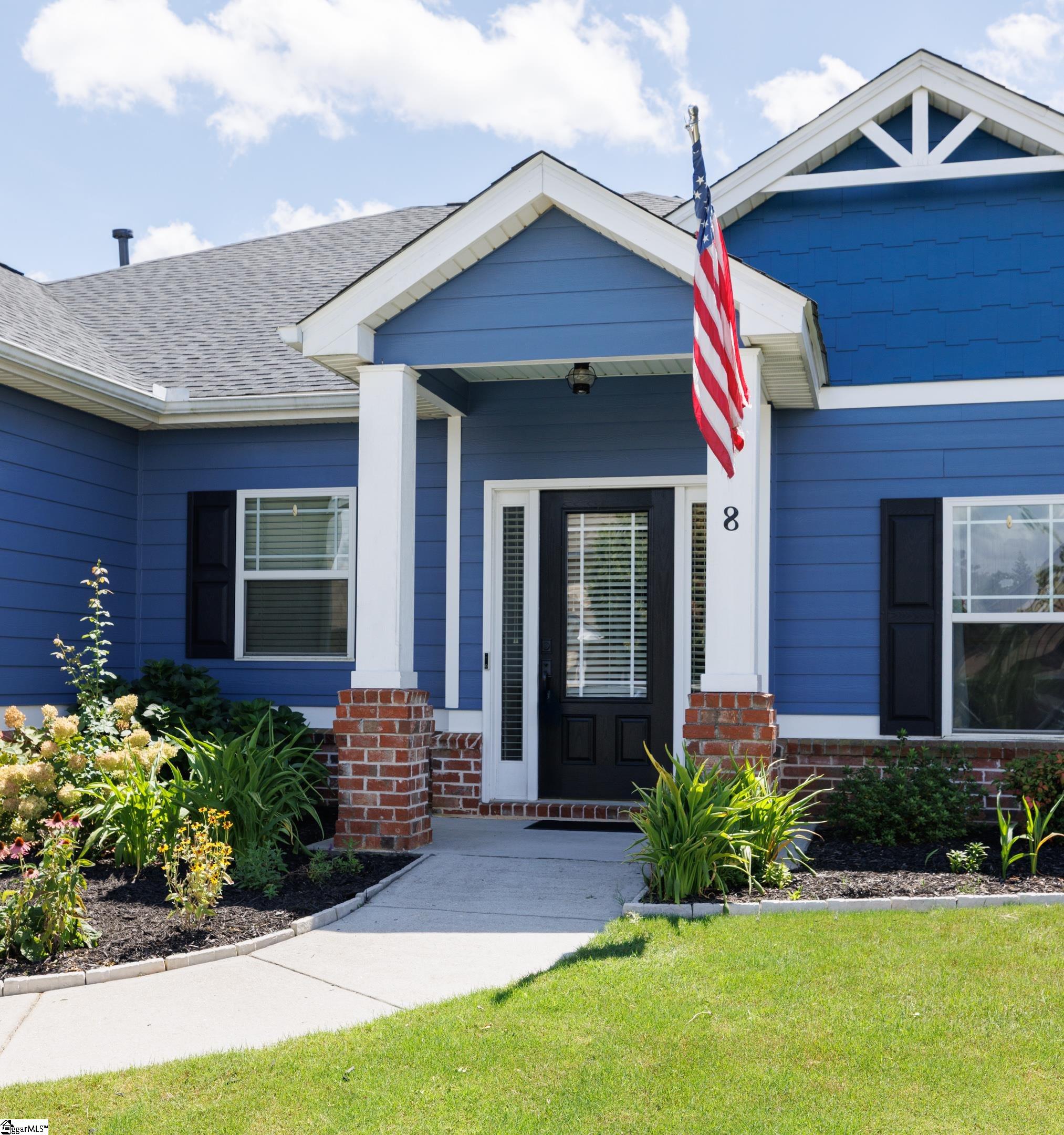 8 Dandie Drive Simpsonville, SC 29680
