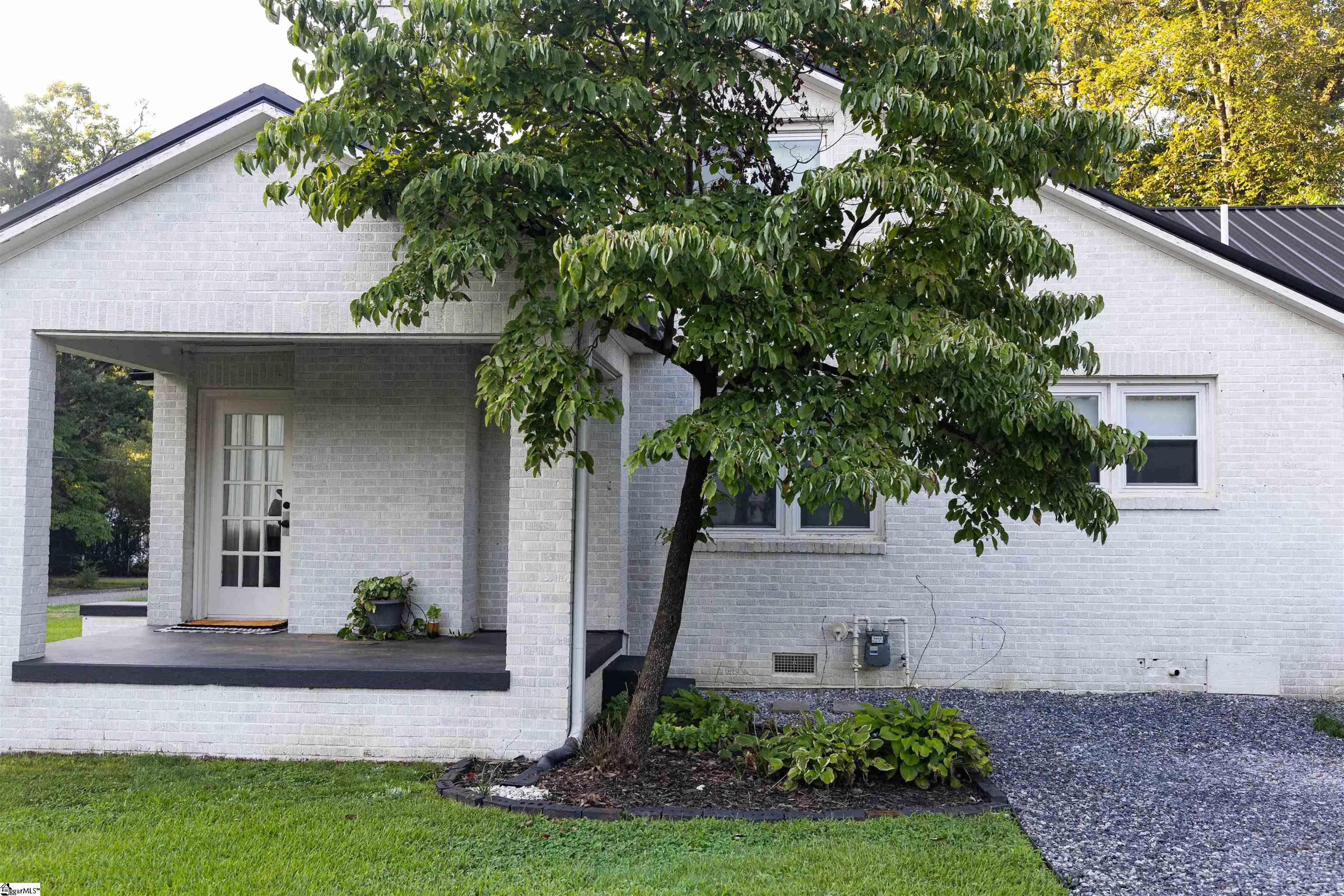 2415 Berkley Drive Anderson, SC 29625