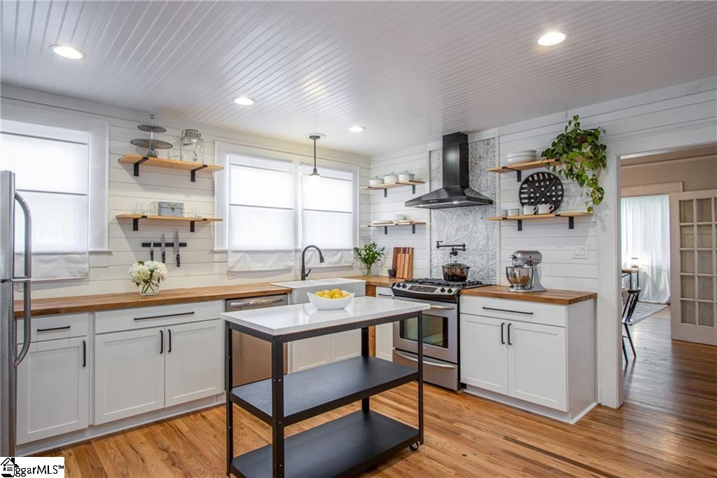 2415 Berkley Drive Anderson, SC 29625