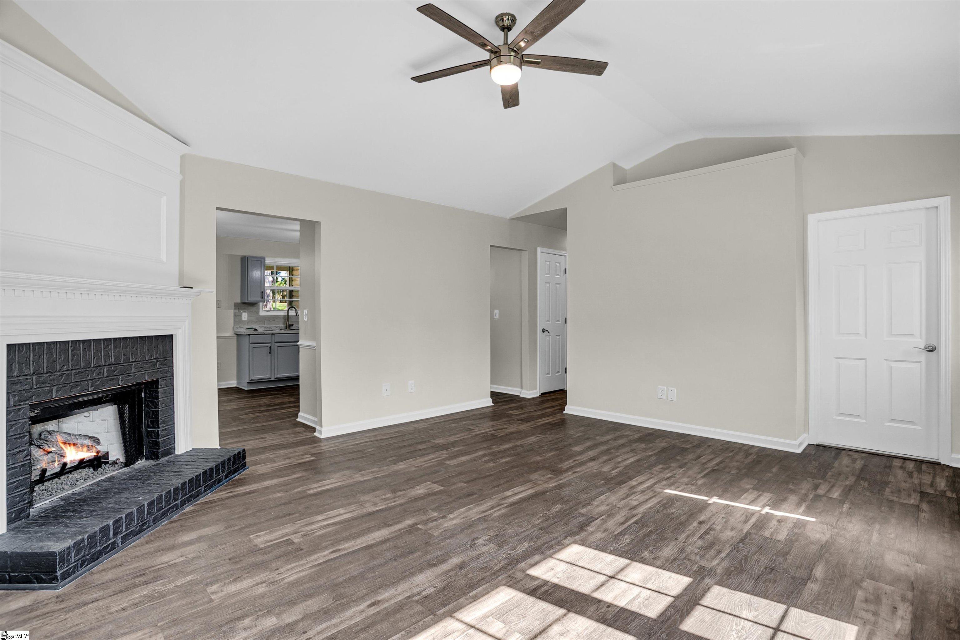 139 Bonnie Woods Drive Greenville, SC 29605