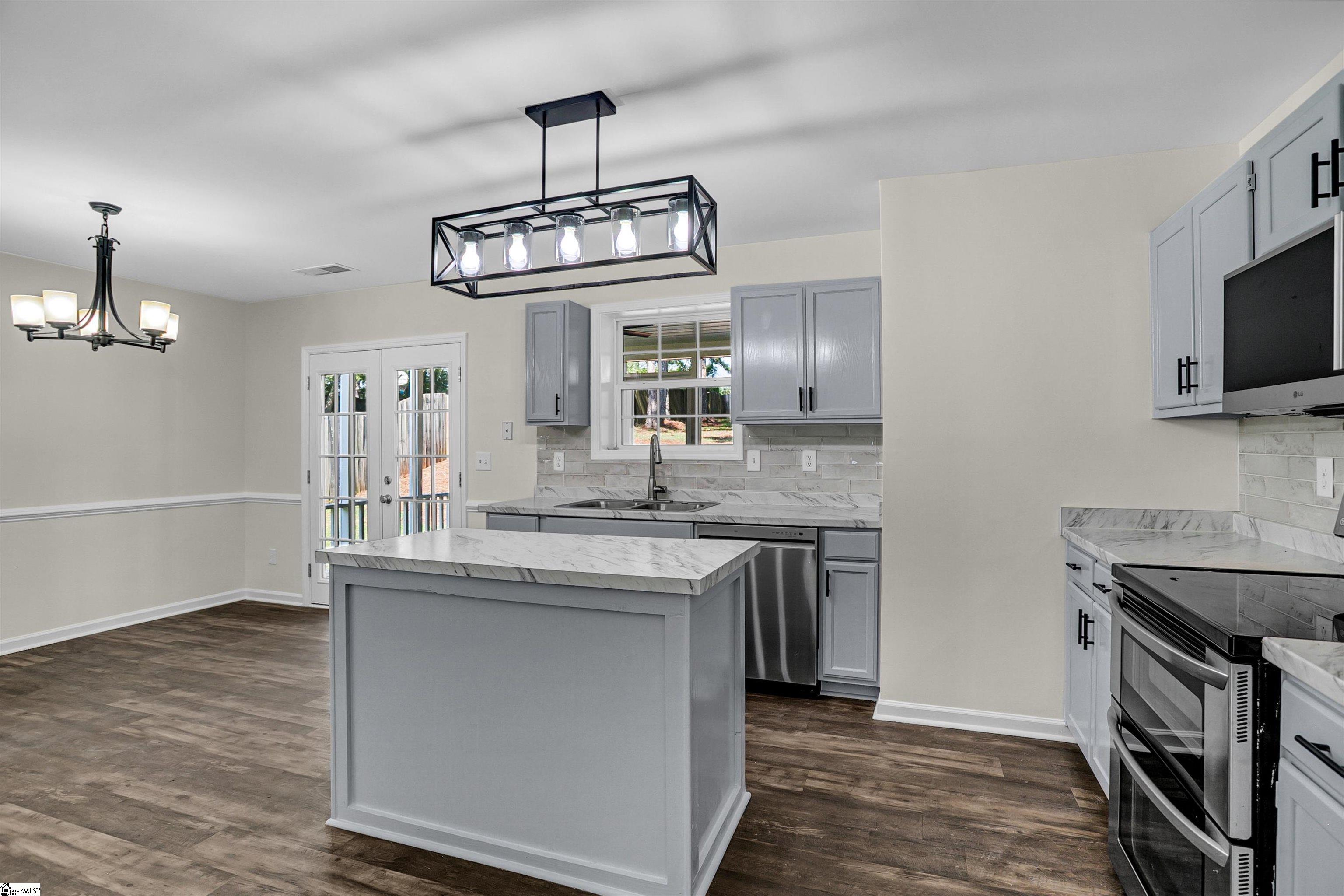 139 Bonnie Woods Drive Greenville, SC 29605