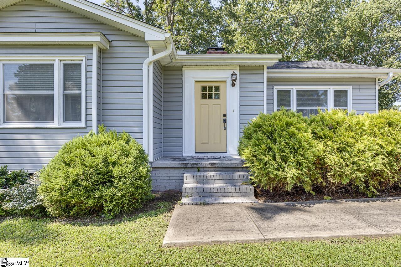 200 Cardinal Drive Taylors, SC 29687