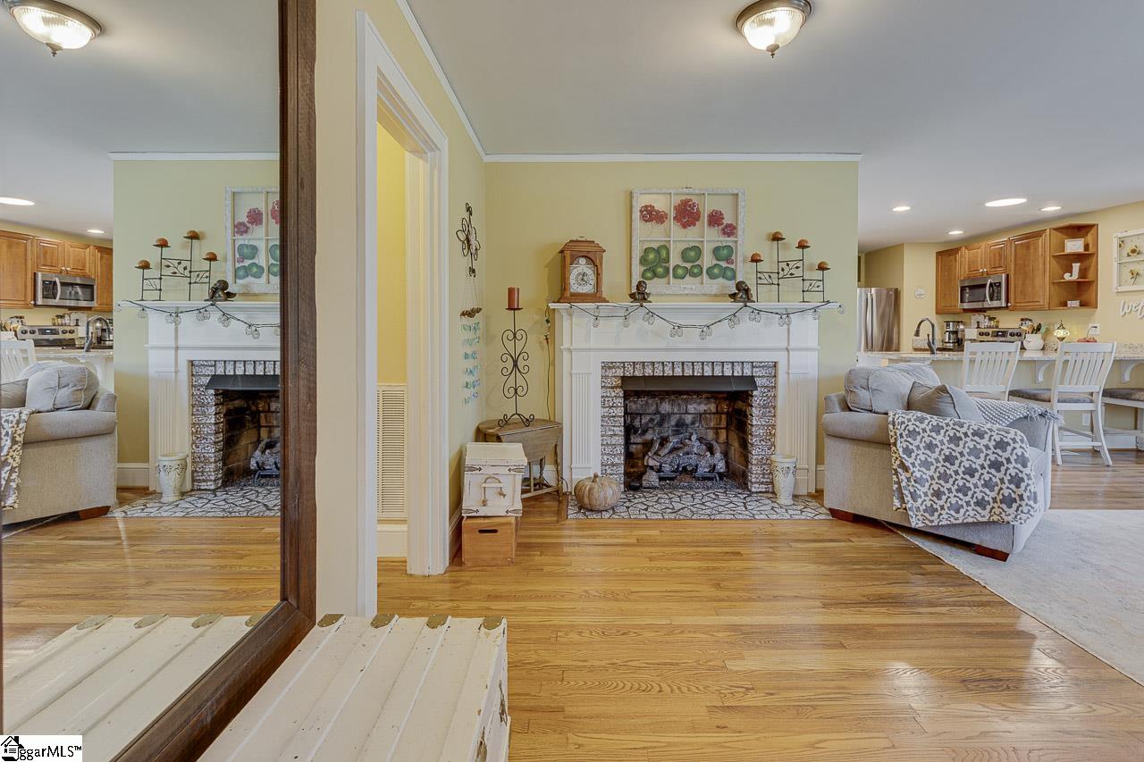 200 Cardinal Drive Taylors, SC 29687