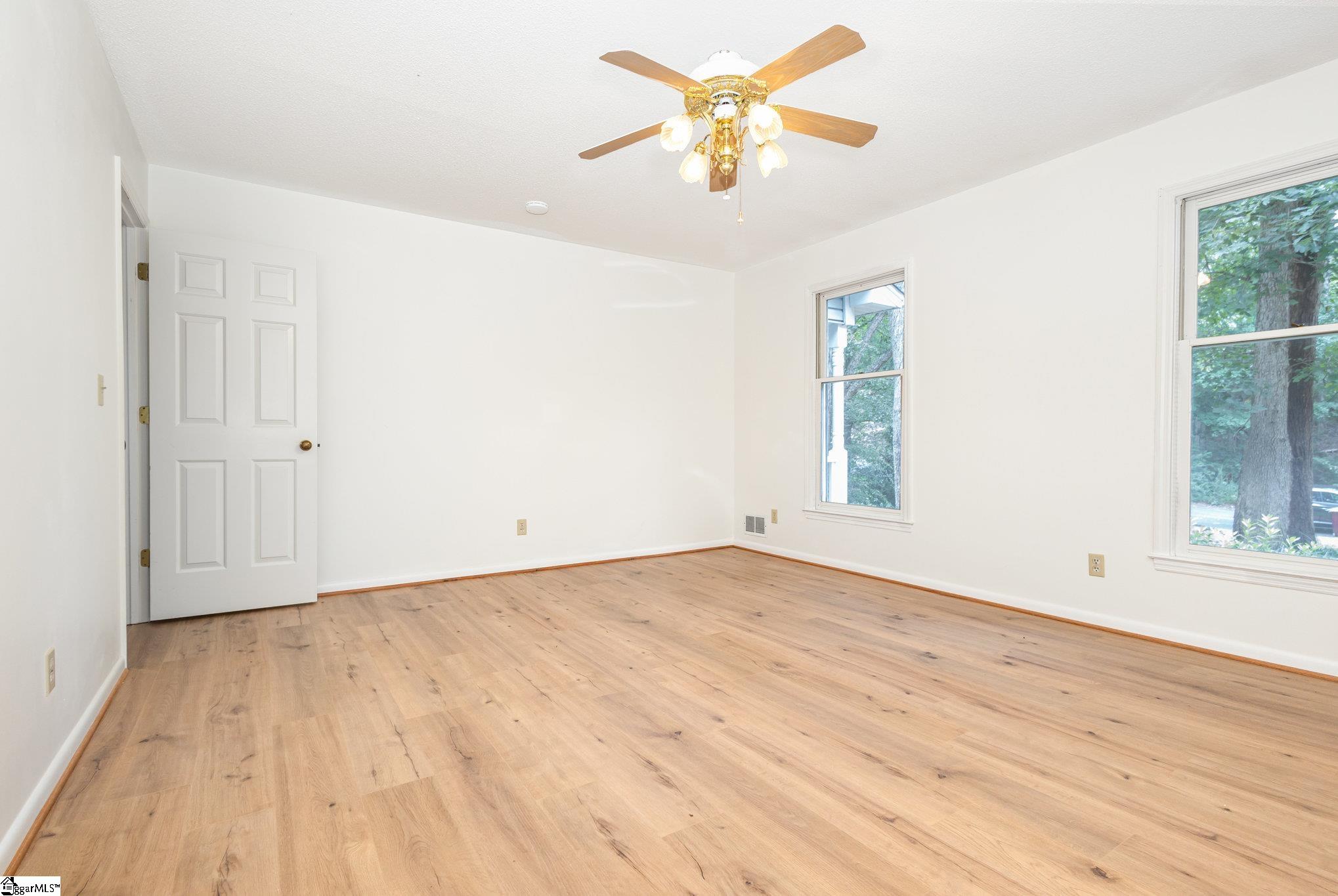 111 Castleford Road Moore, SC 29369