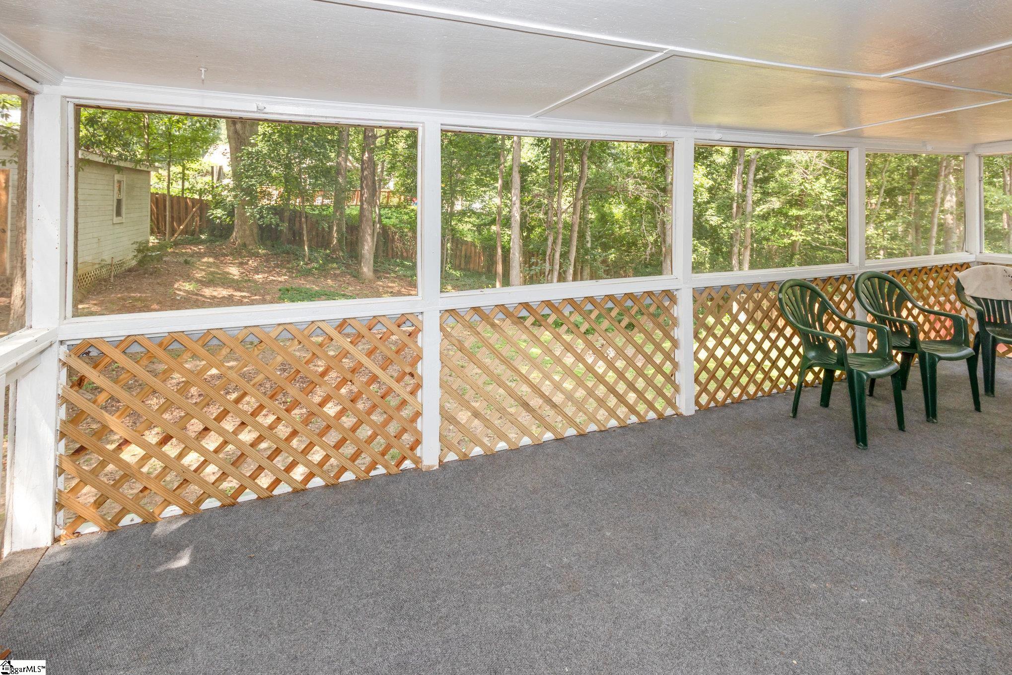 111 Castleford Road Moore, SC 29369