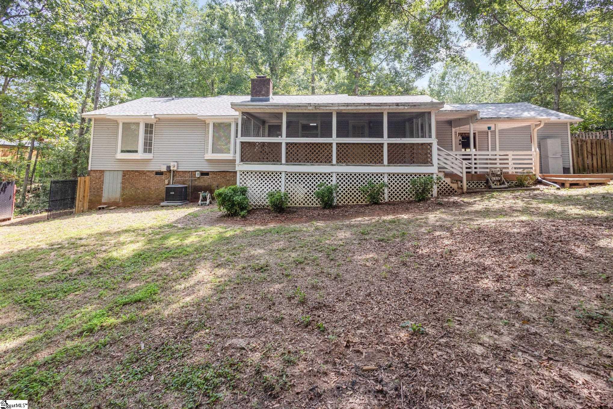 111 Castleford Road Moore, SC 29369