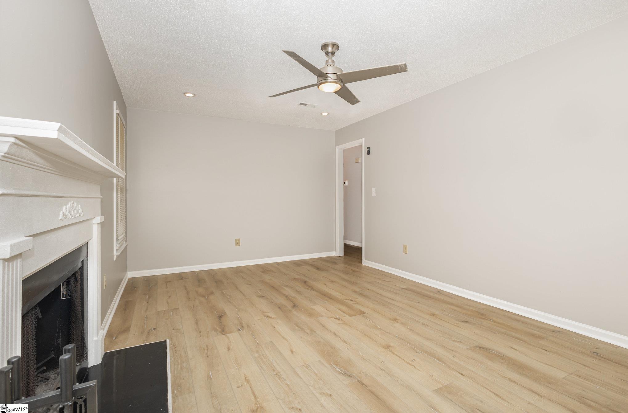 528 Indian Trail Taylors, SC 29687