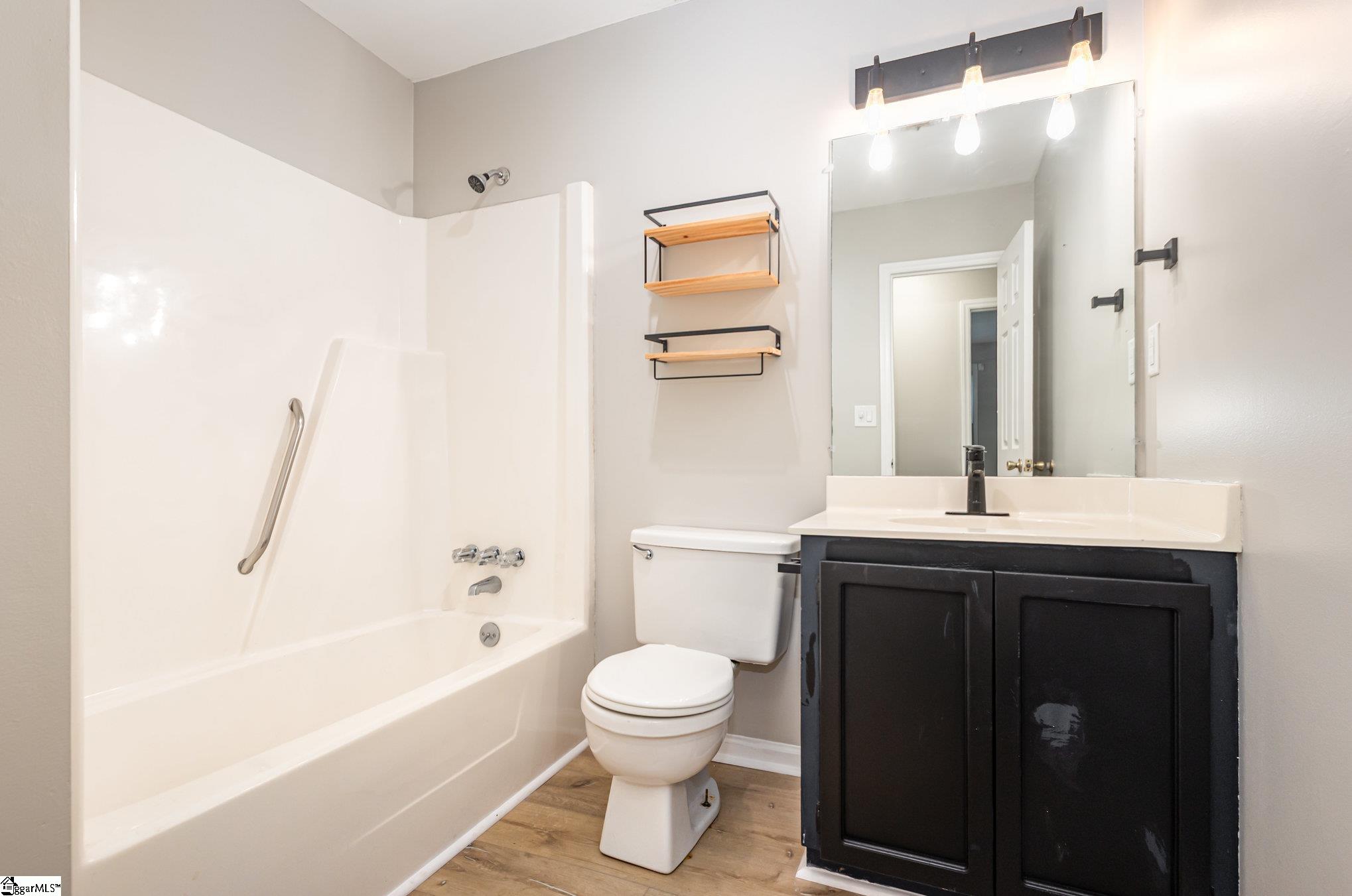 528 Indian Trail Taylors, SC 29687