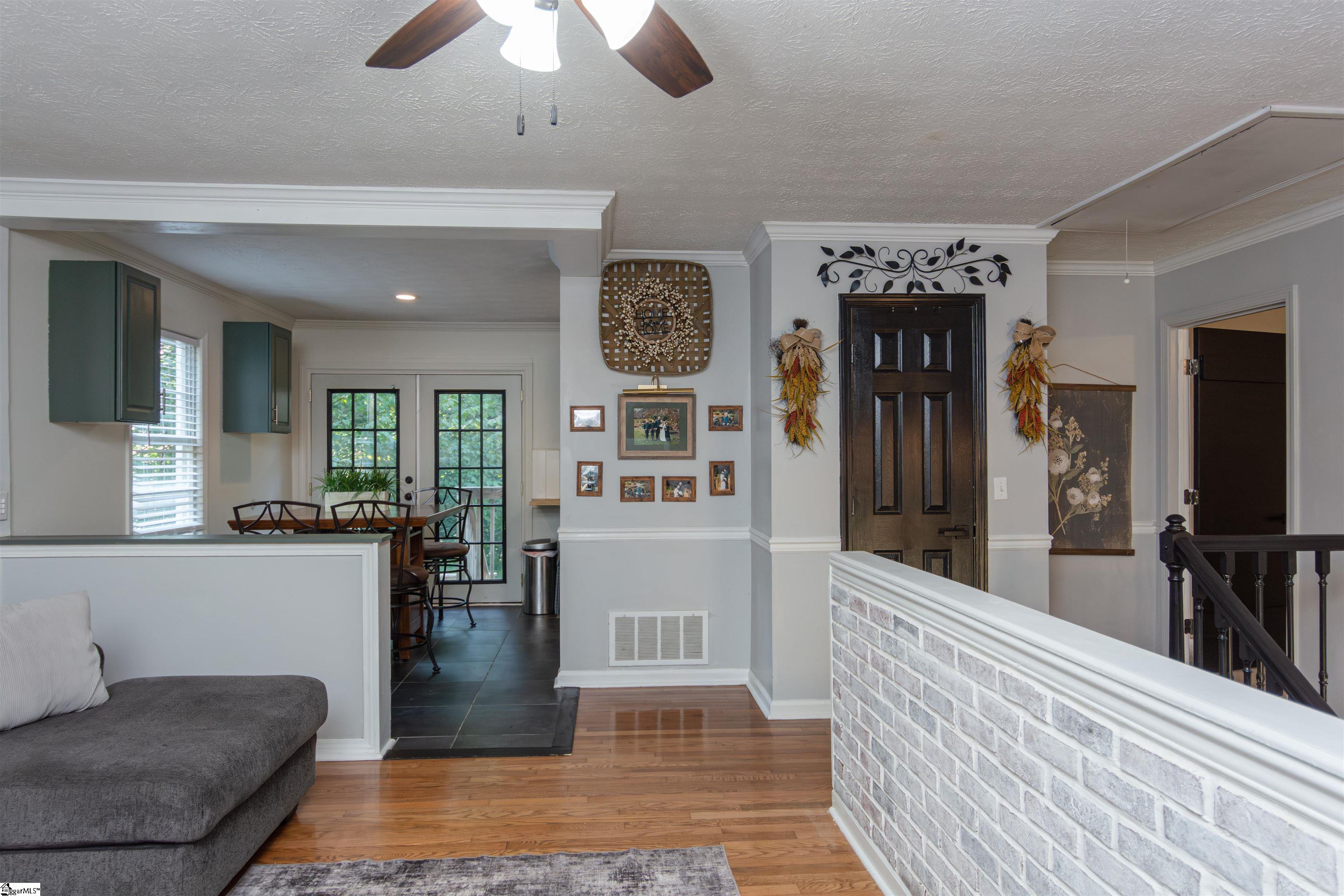 1407 E Yellow Wood Drive Simpsonville, SC 29680