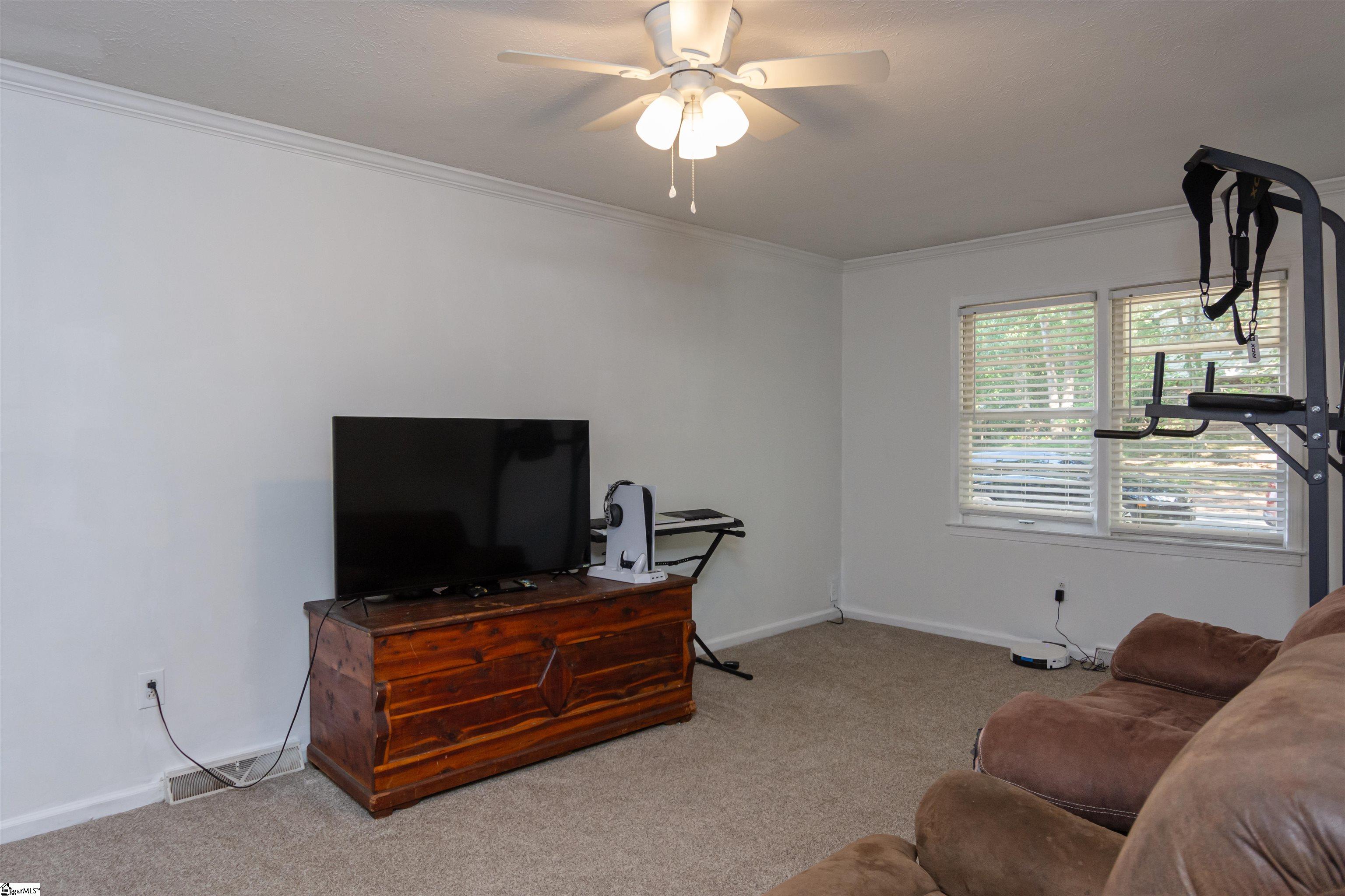 1407 E Yellow Wood Drive Simpsonville, SC 29680