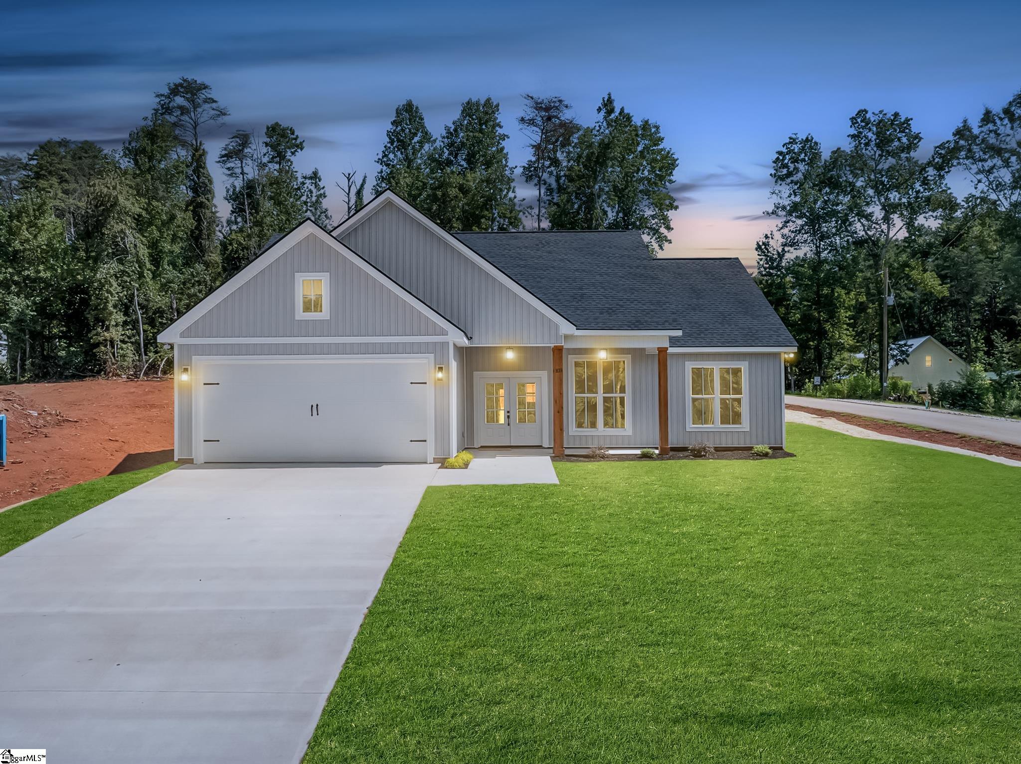 107 Mount Bay Drive Westminster, SC 29693