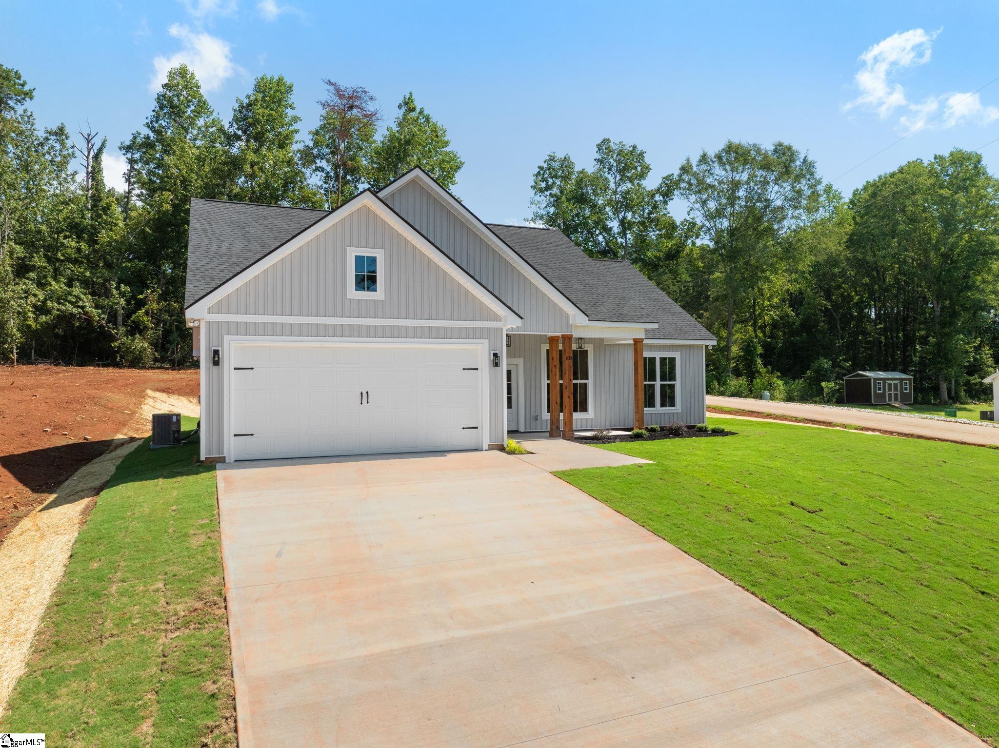 107 Mount Bay Drive Westminster, SC 29693