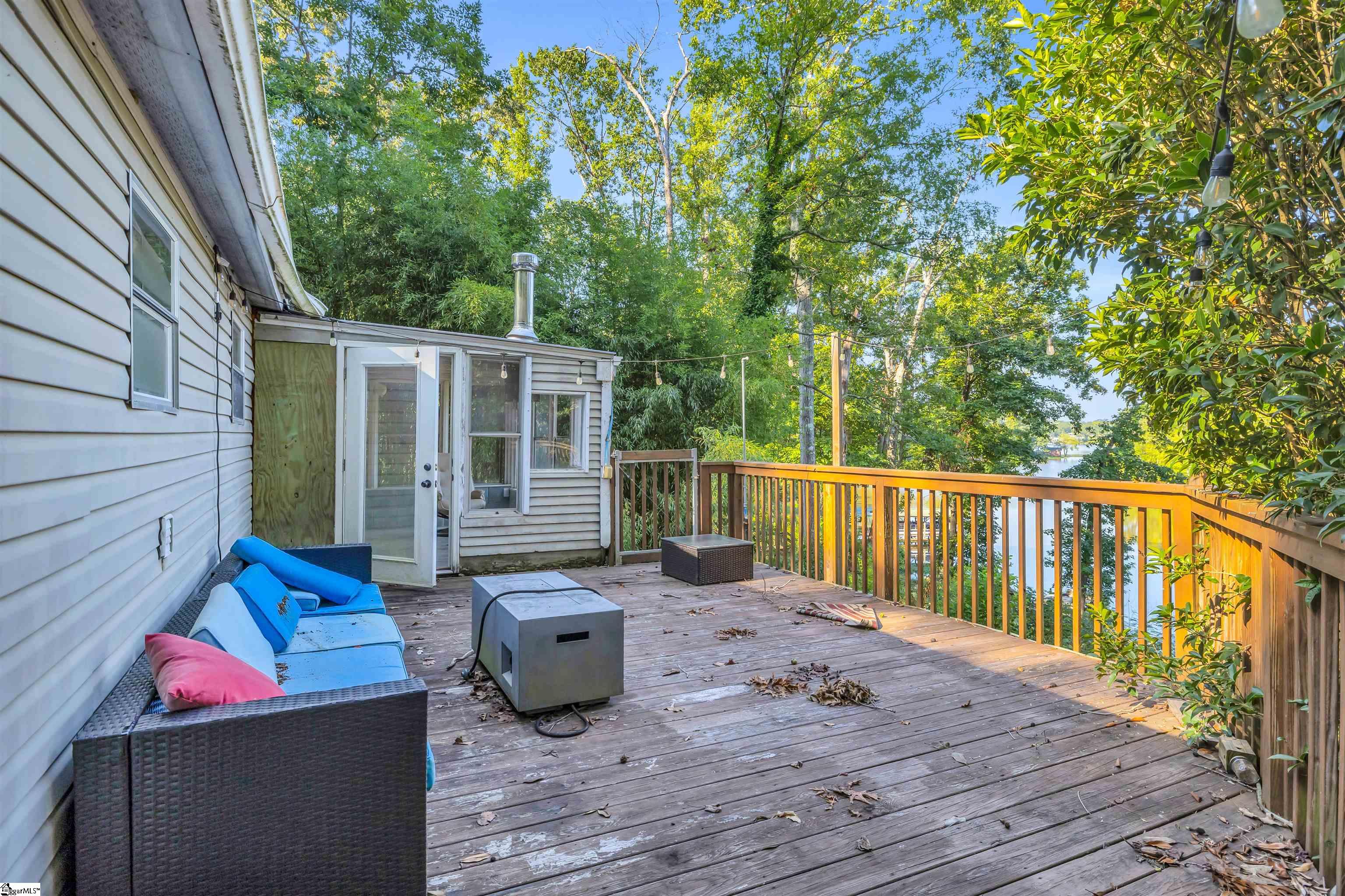 487 Neptune Drive Waterloo, SC 29384