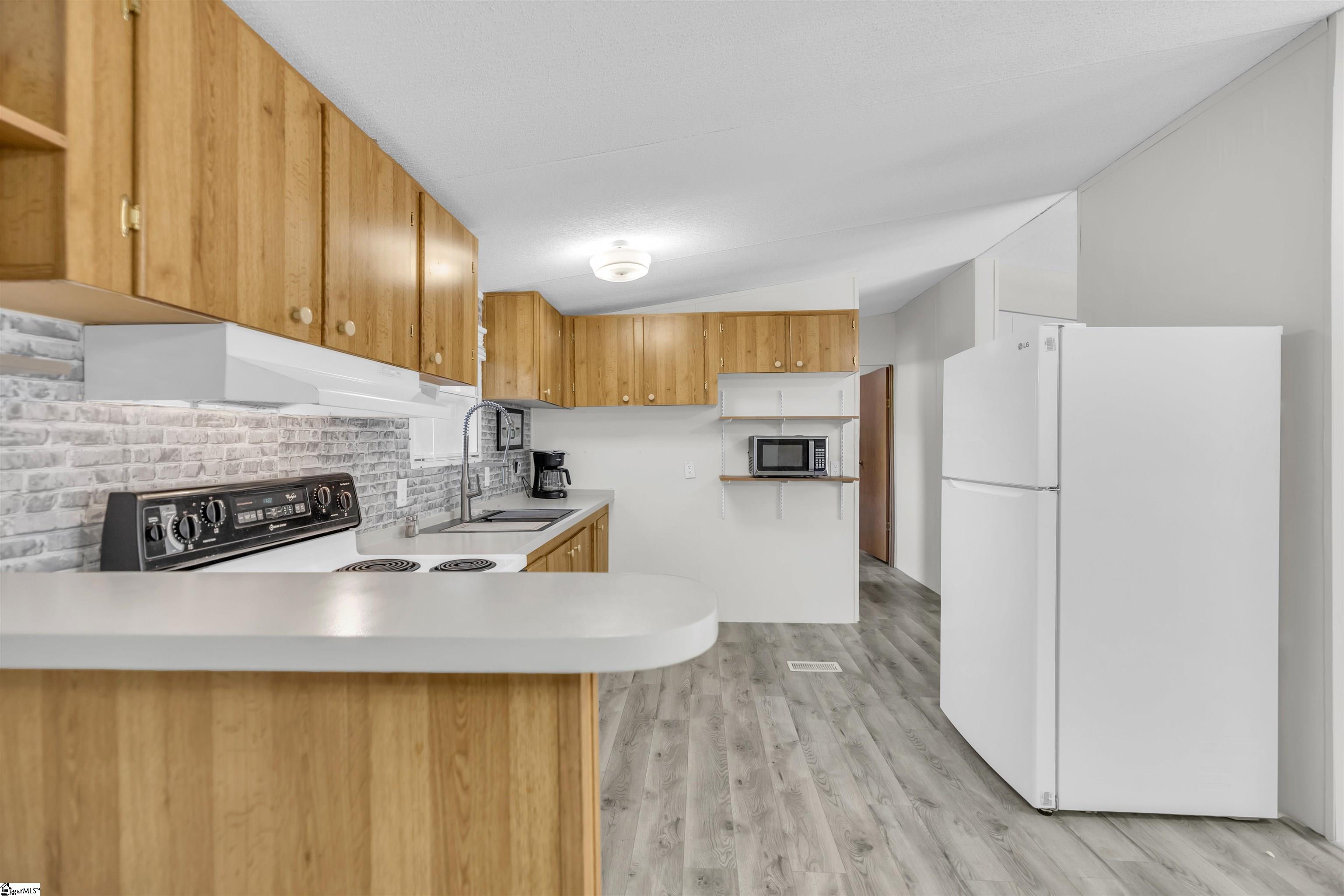 487 Neptune Drive Waterloo, SC 29384