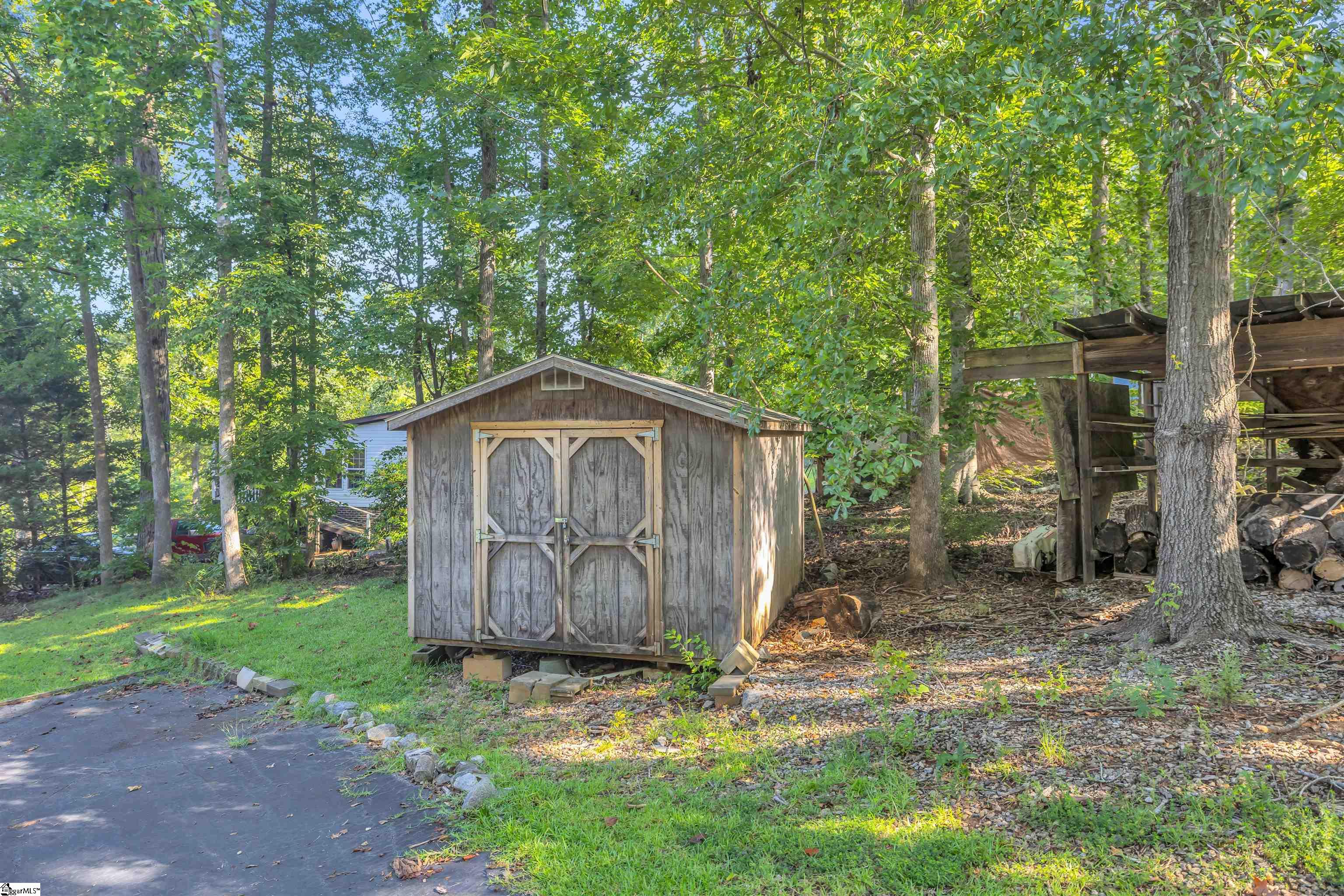 487 Neptune Drive Waterloo, SC 29384
