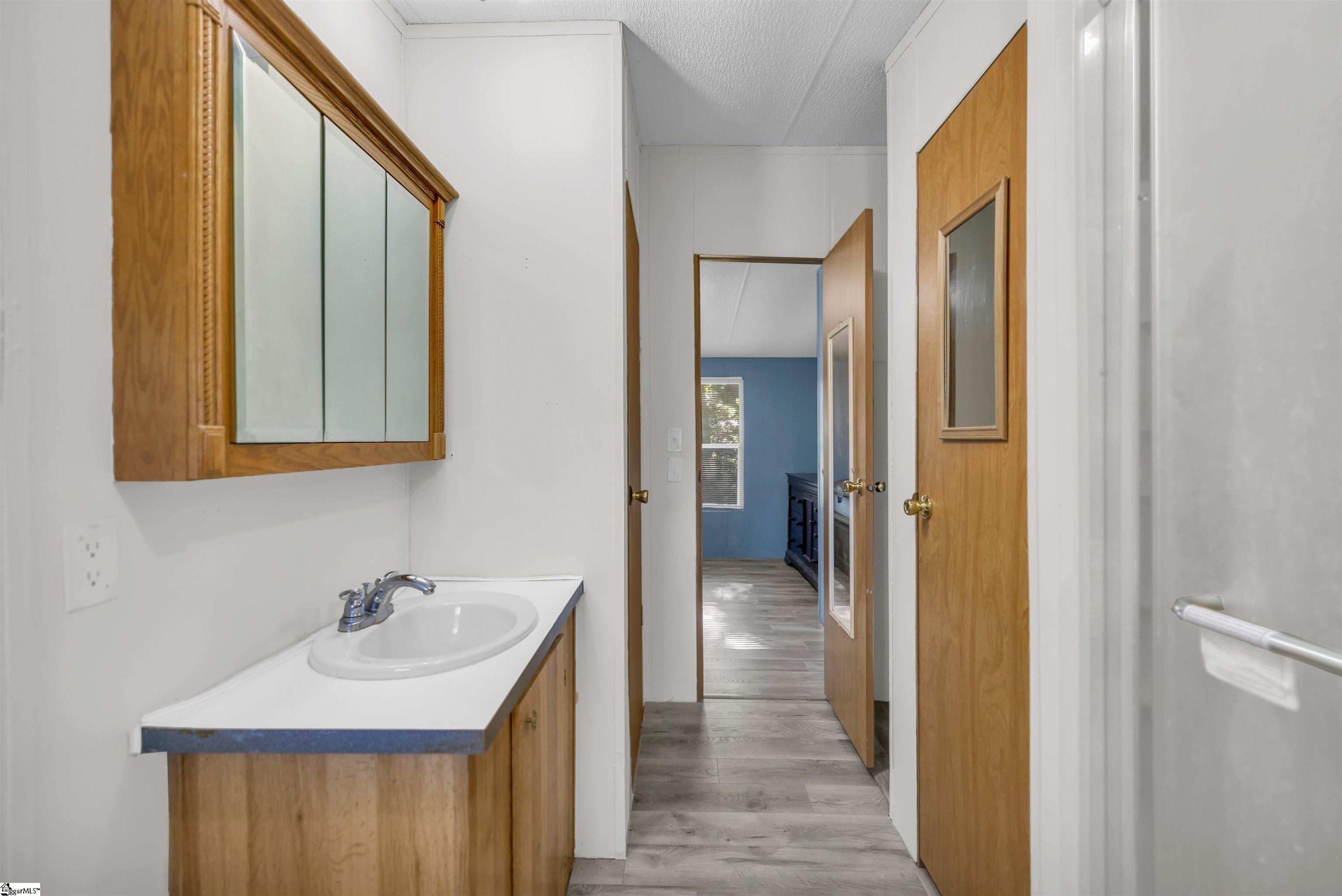 487 Neptune Drive Waterloo, SC 29384
