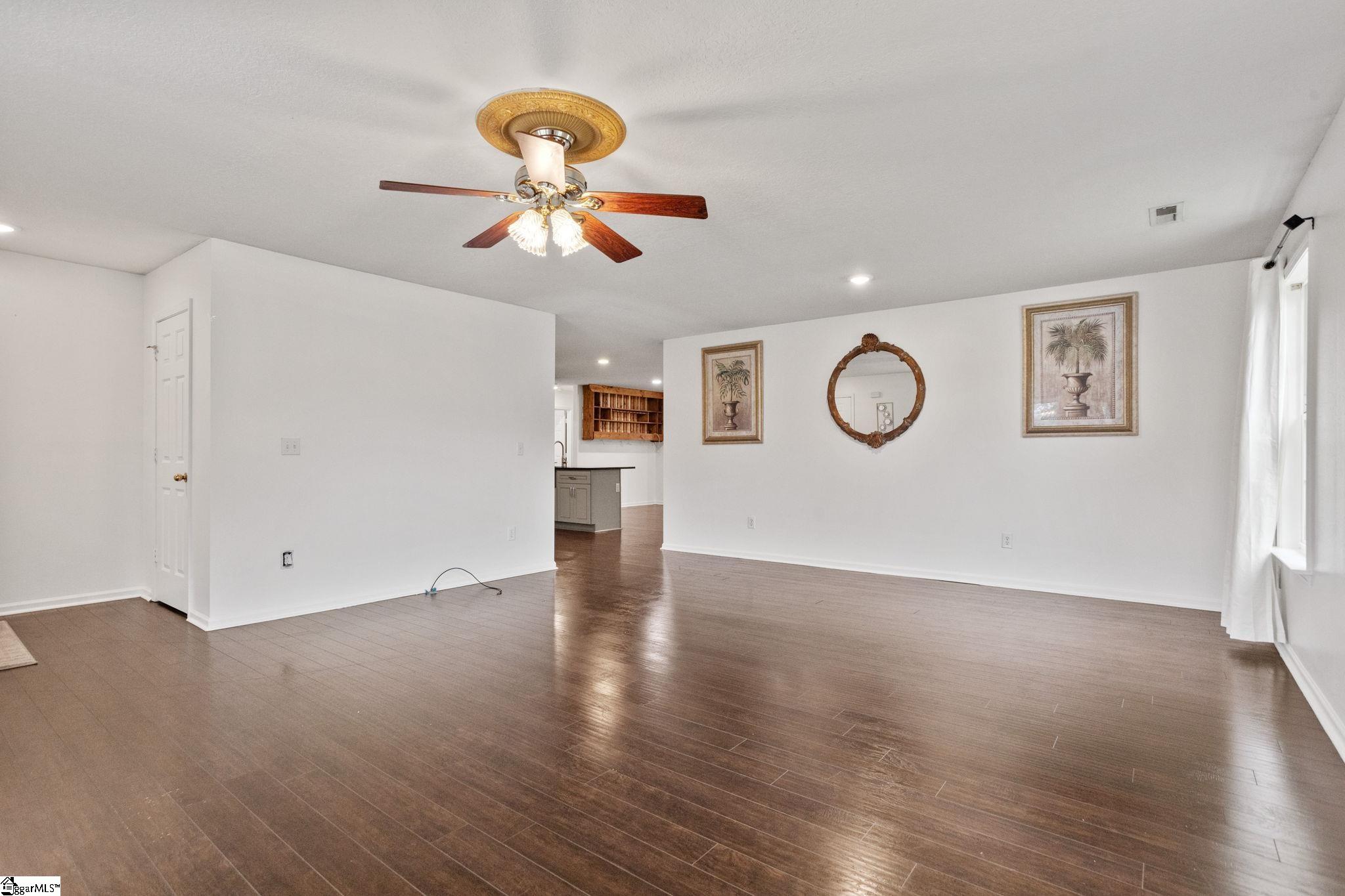7 Viking Drive Greer, SC 29651-5272