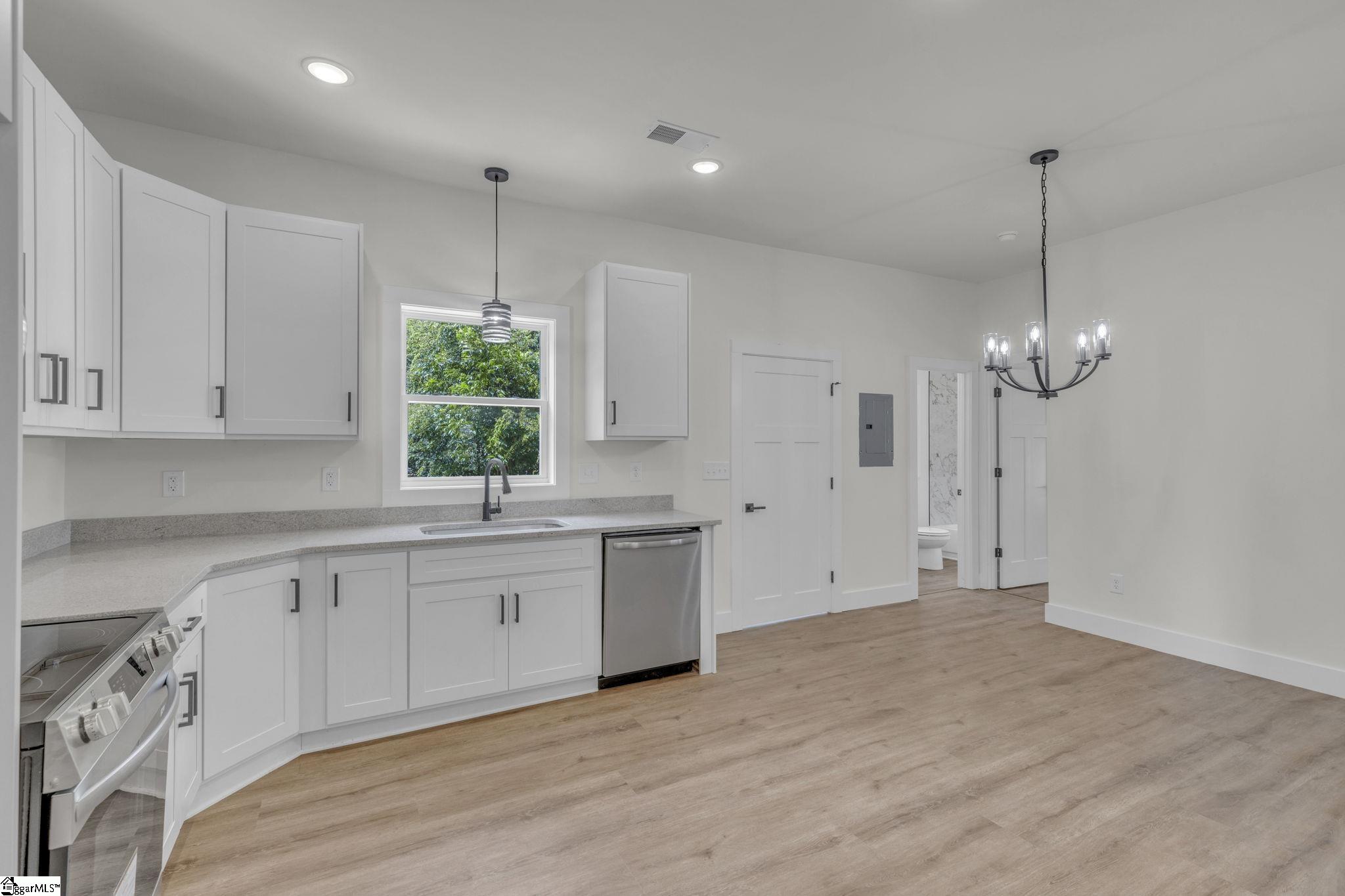59 Allen Street Greenville, SC 29605