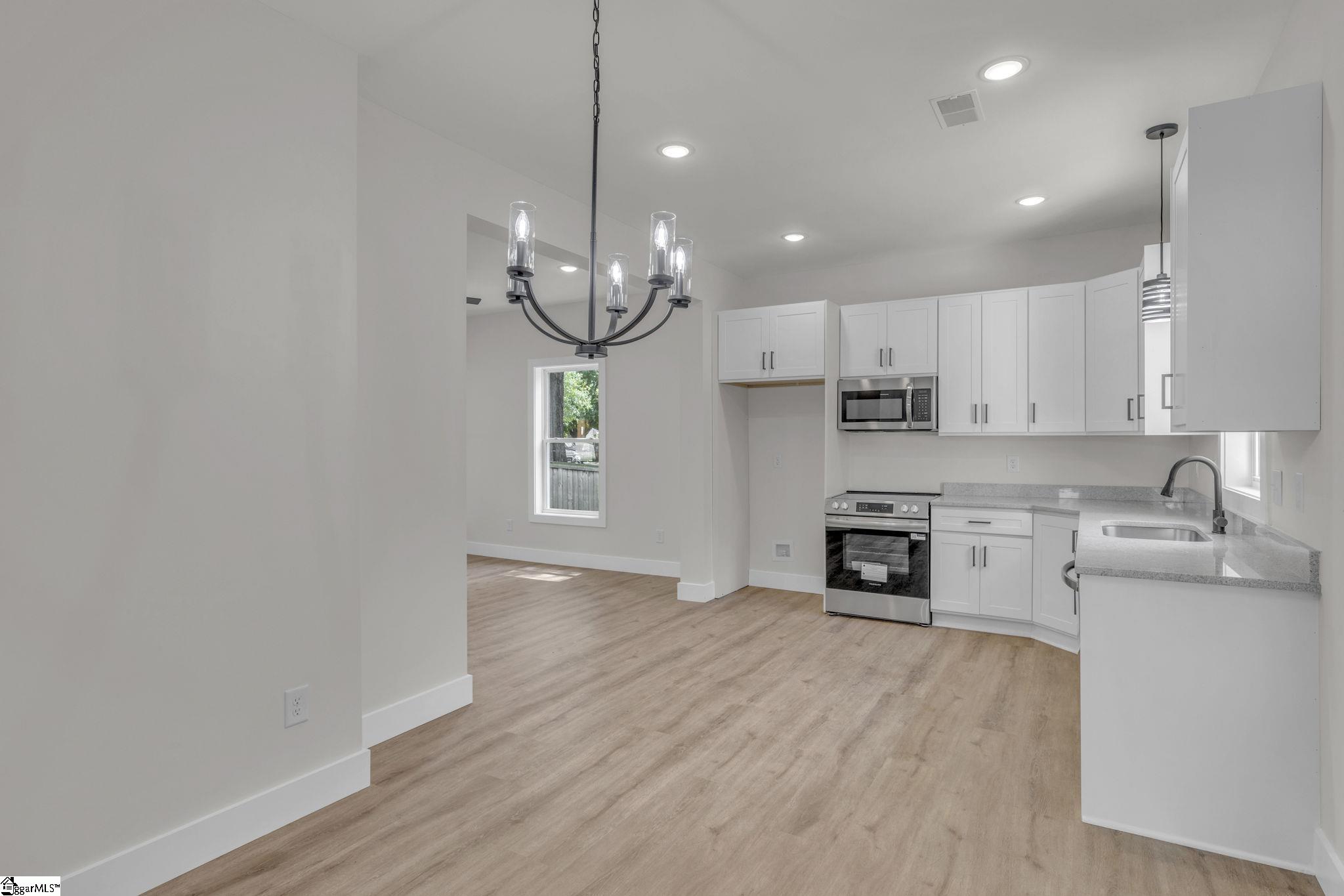 59 Allen Street Greenville, SC 29605