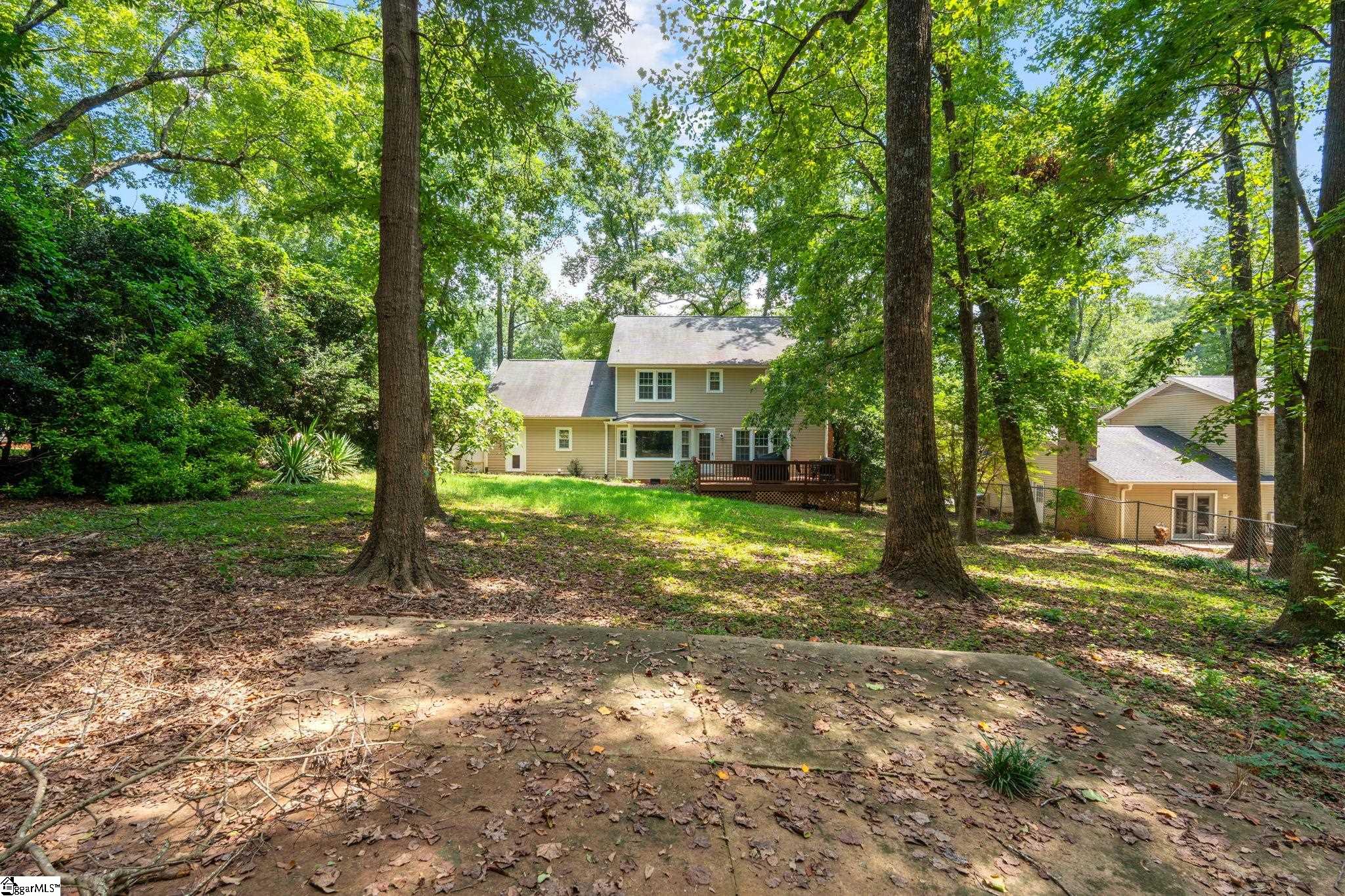 22 Bernwood Drive Taylors, SC 29687