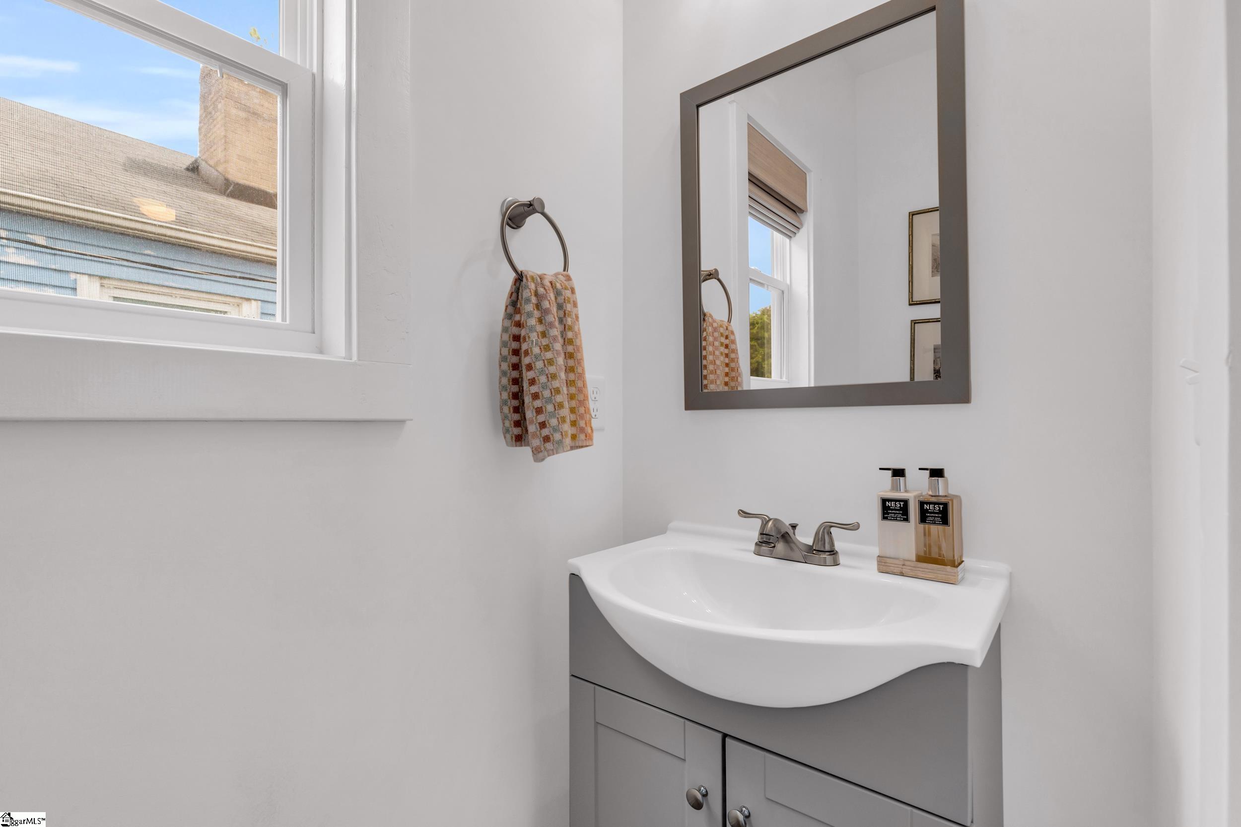 108 Arden Street Extension Greenville, SC 29607