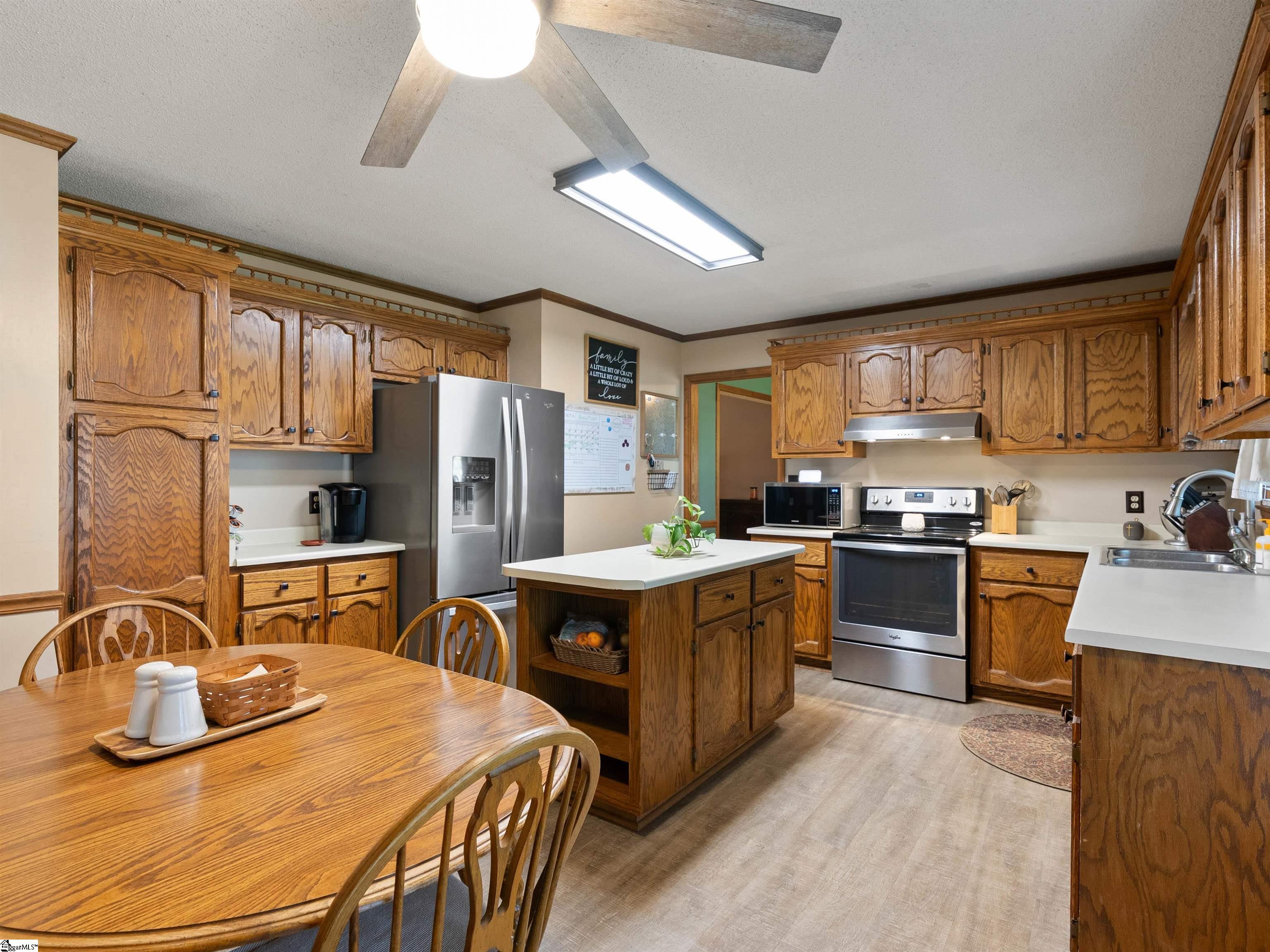 14 Rosemont Drive Taylors, SC 29687